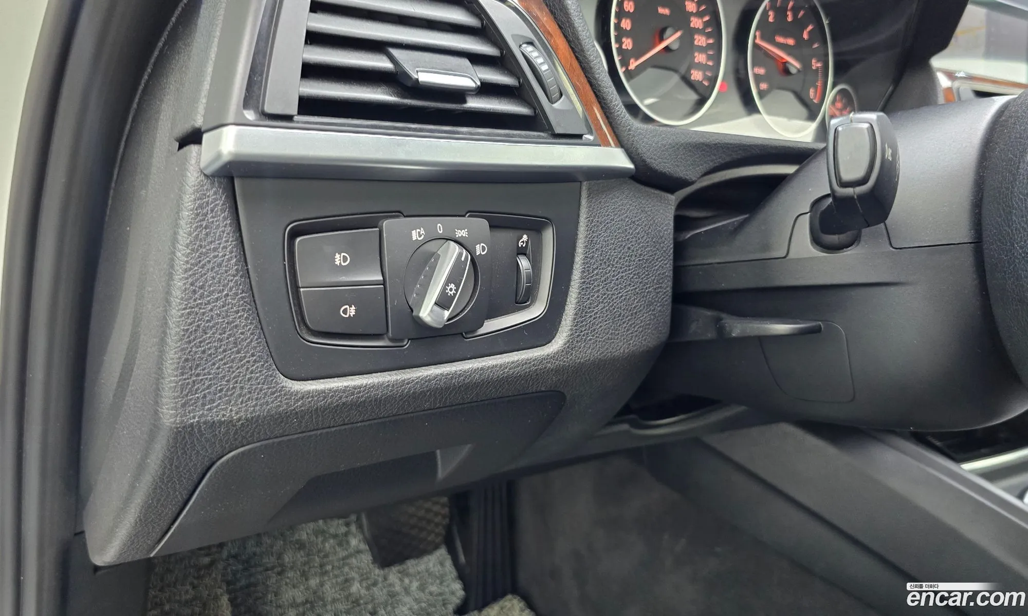 BMW 3 Series 2012 WBA3D3104CF246520 — 19