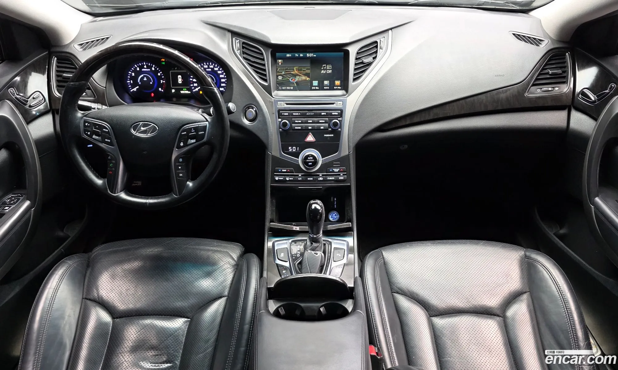 Hyundai Grandeur HG 2016 — 16
