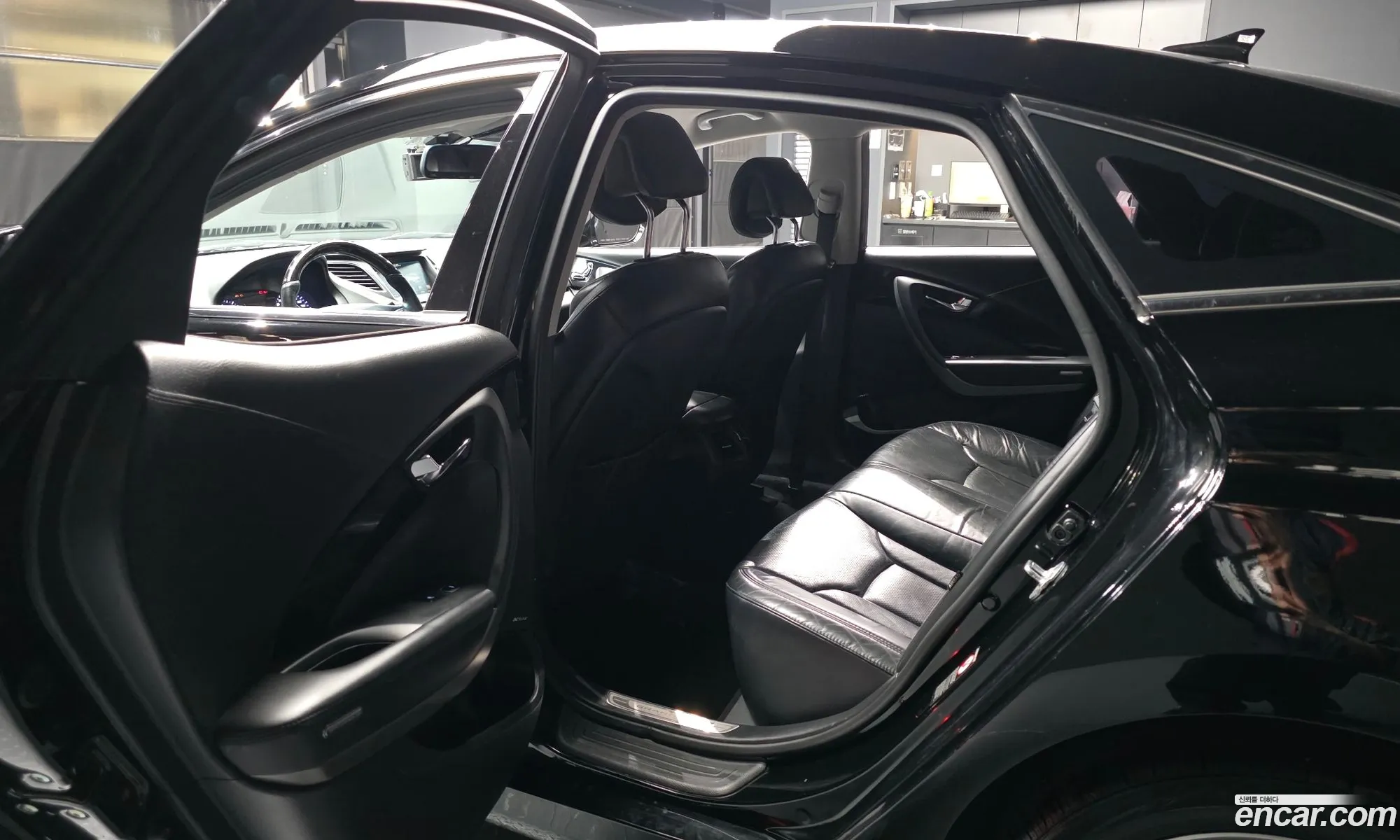 Hyundai Grandeur HG 2016 — 30