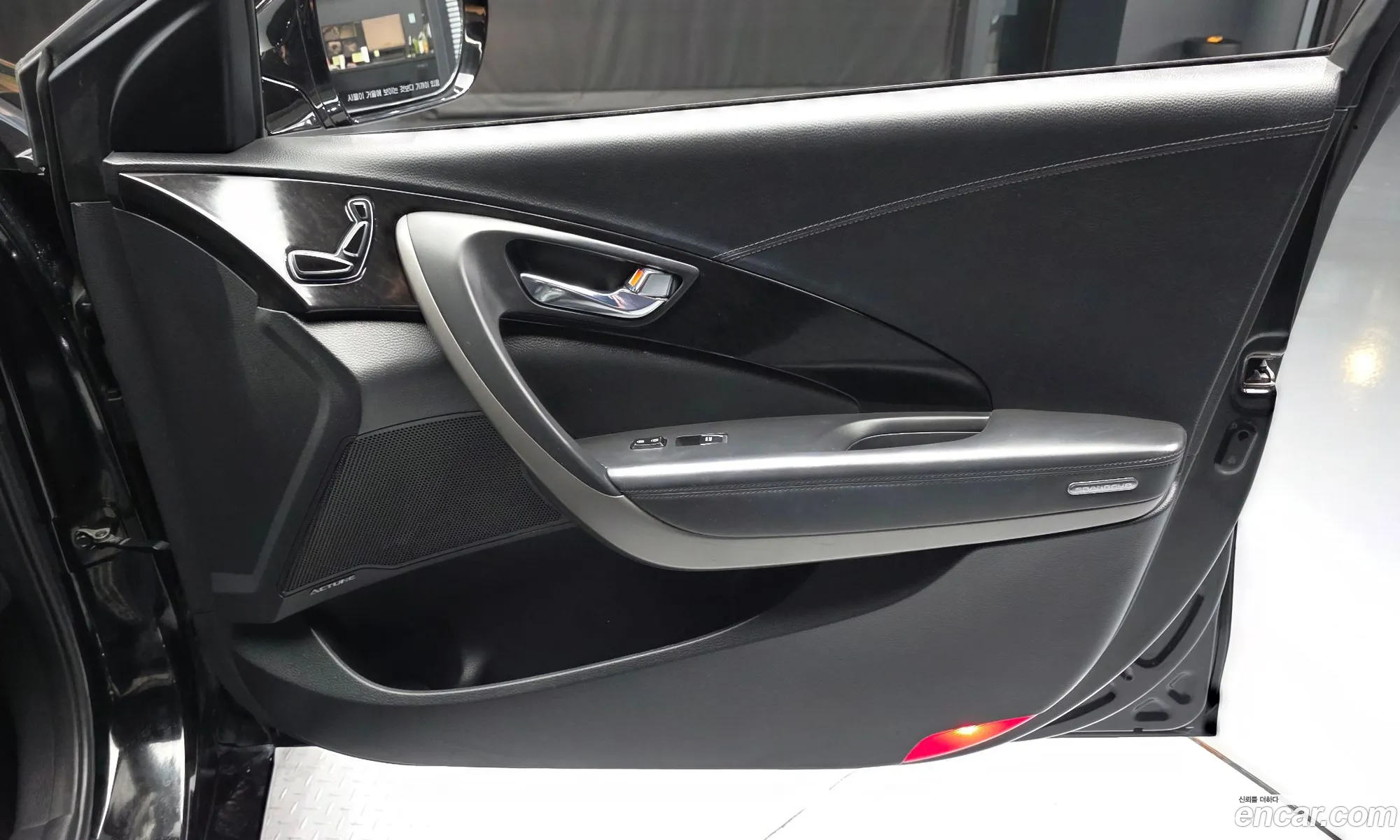 Hyundai Grandeur HG 2016 — 7