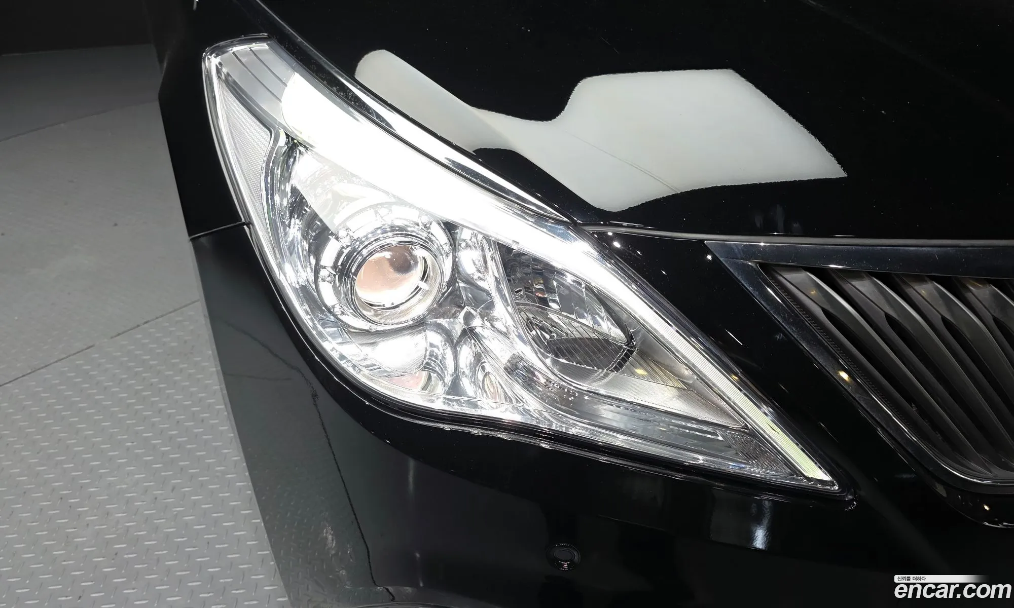 Hyundai Grandeur HG 2016 — 18
