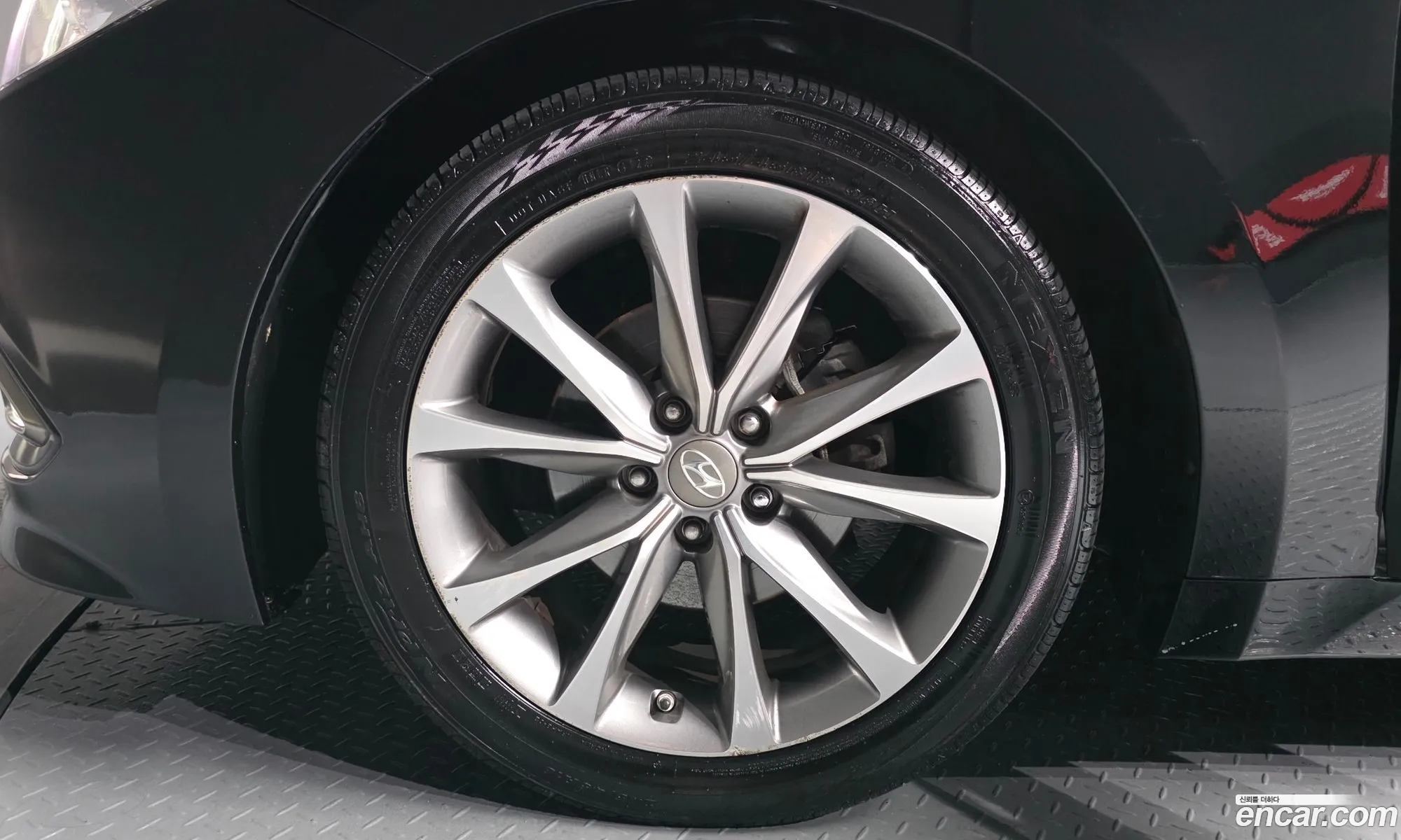 Hyundai Grandeur HG 2016 — 26