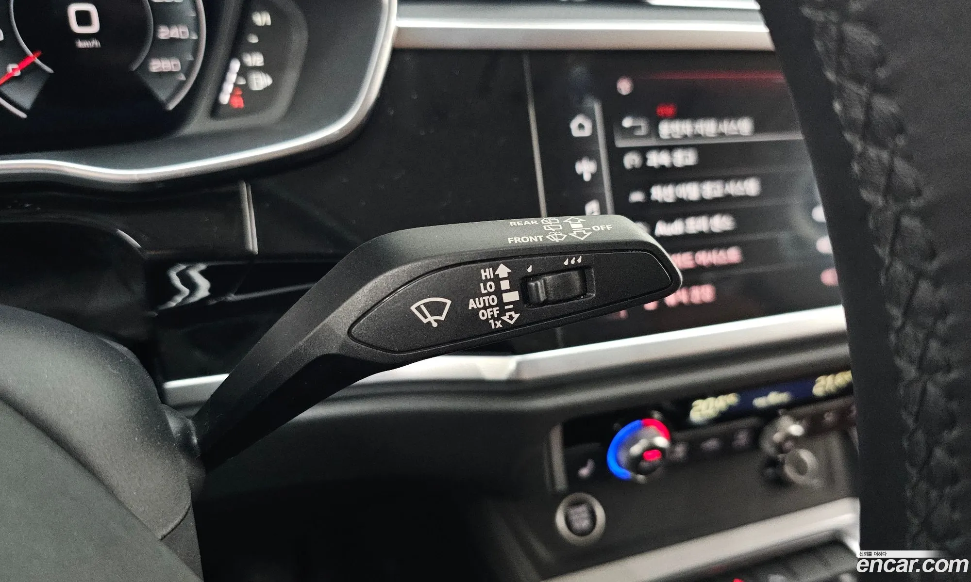 Audi Q3 2022 WAUZZZF36P1000802 — 8