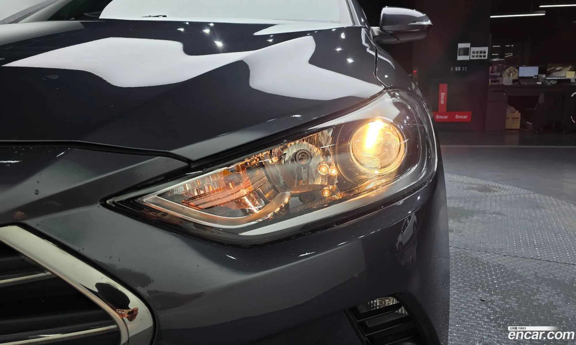 Hyundai Elantra AD 2016 — 19