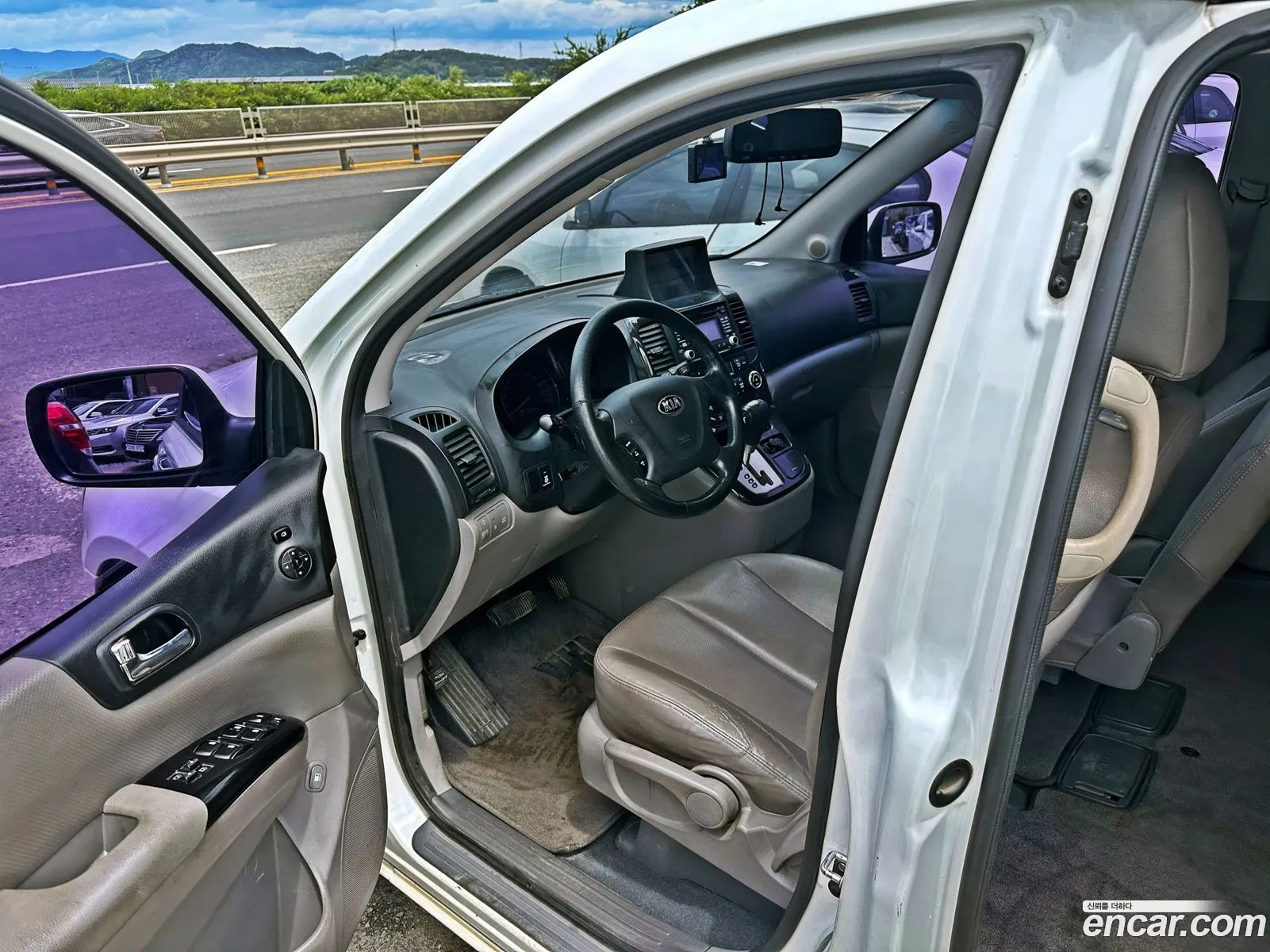 Kia Carnival R 2014 — 13