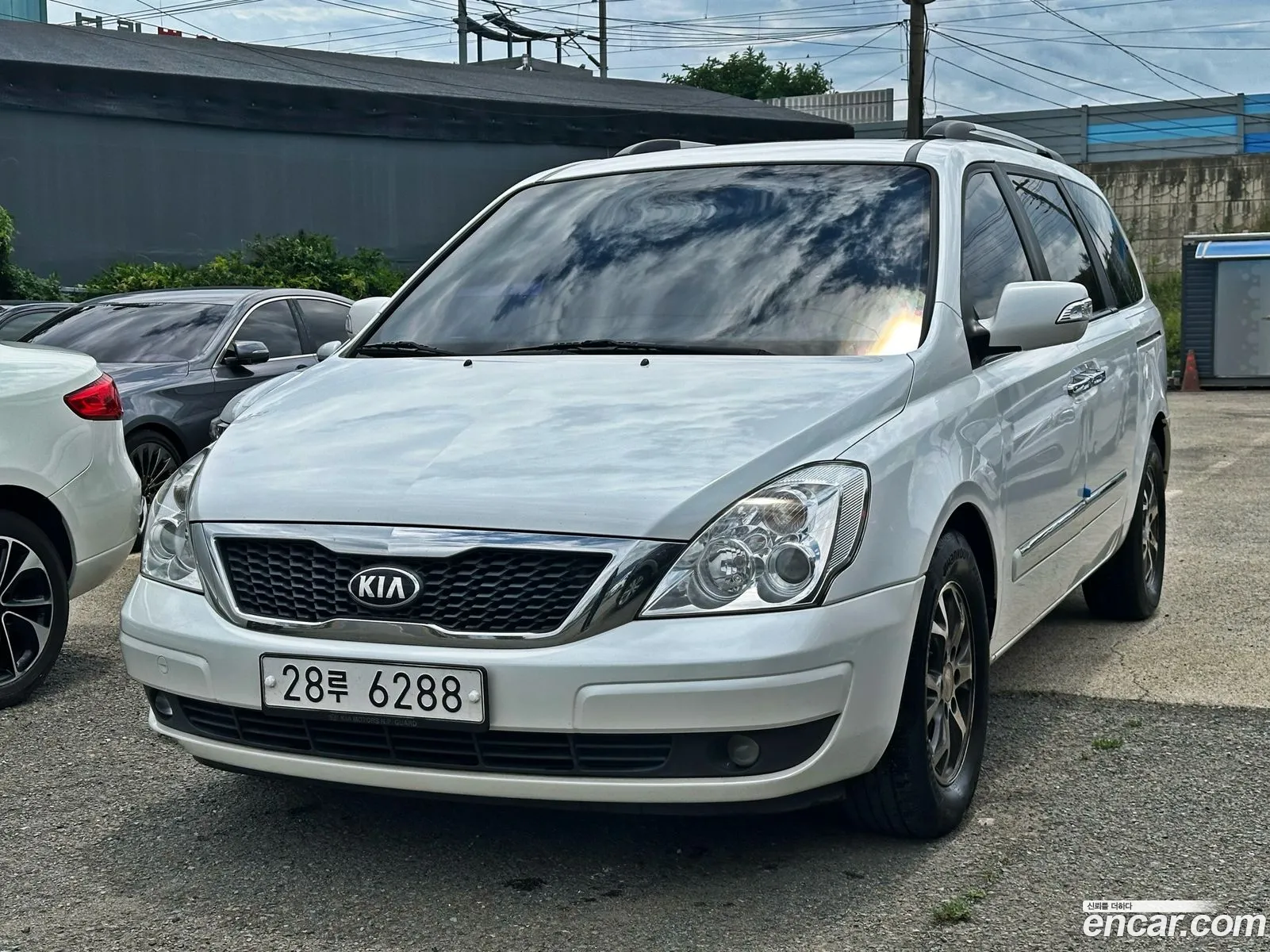 Kia Carnival R 2014 — 20