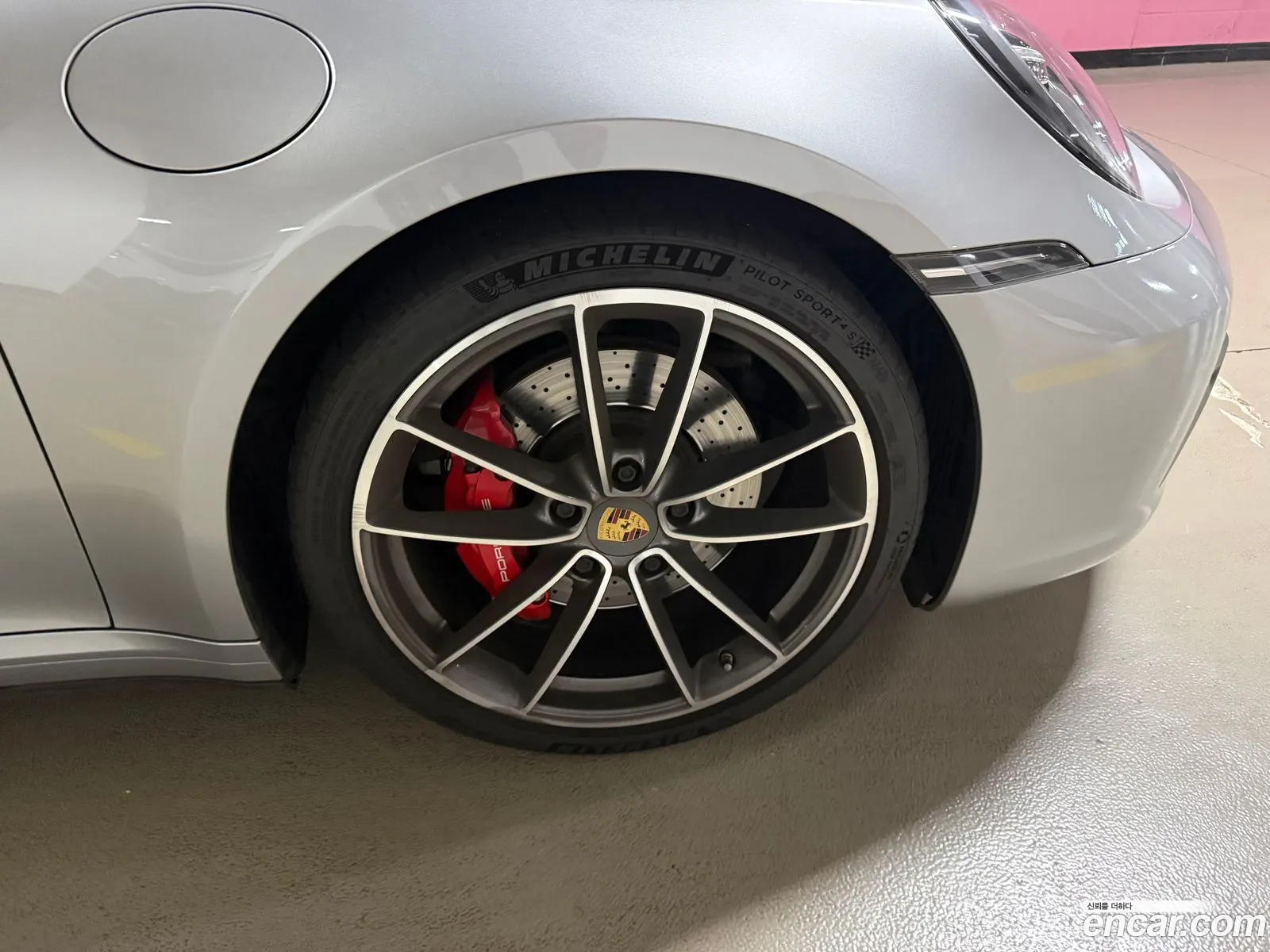 Porsche 911 2020 — 3