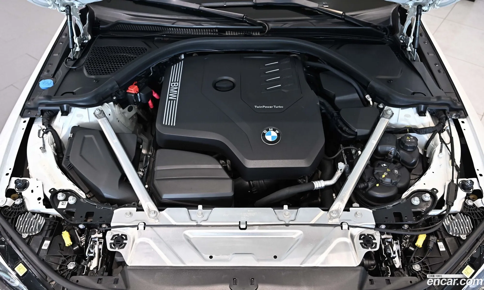 BMW 4 Series 2023 — 17