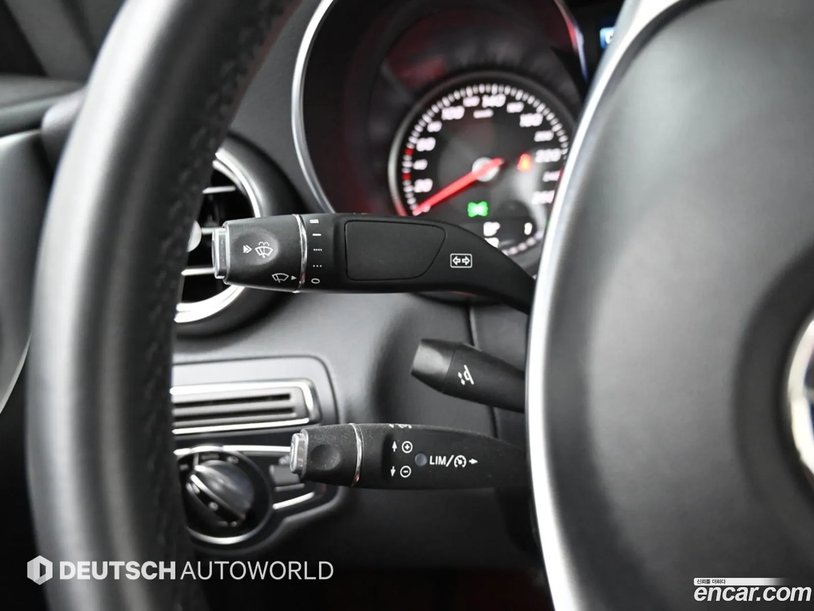 Mercedes-Benz C-Class W205 2016 — 4