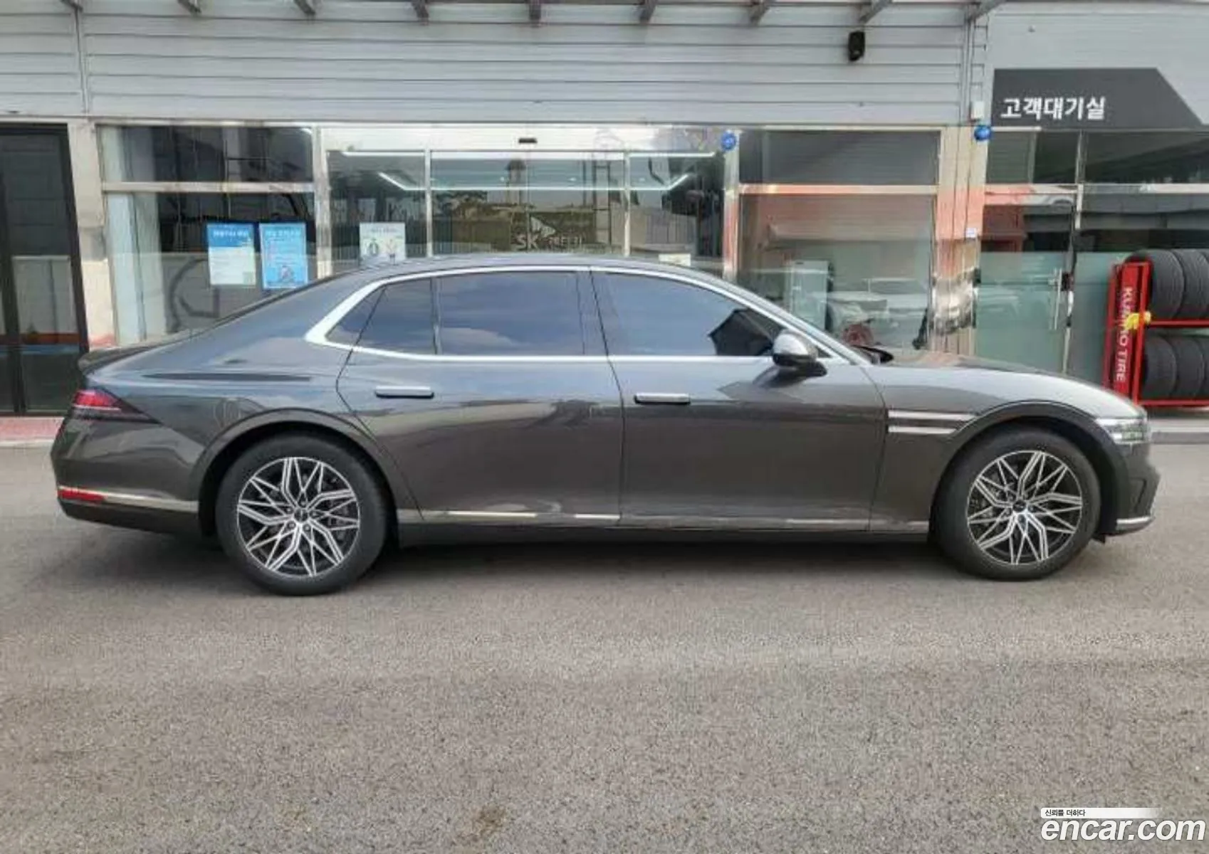 Genesis G90 2023 — 3