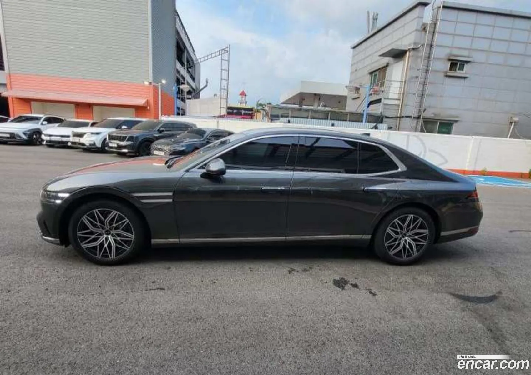 Genesis G90 2023 — 12