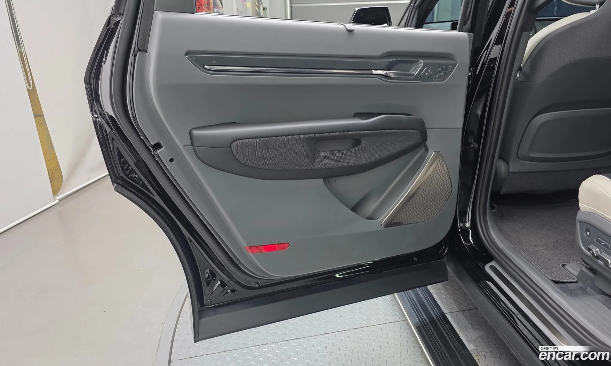 Kia EV9 2023 — 11