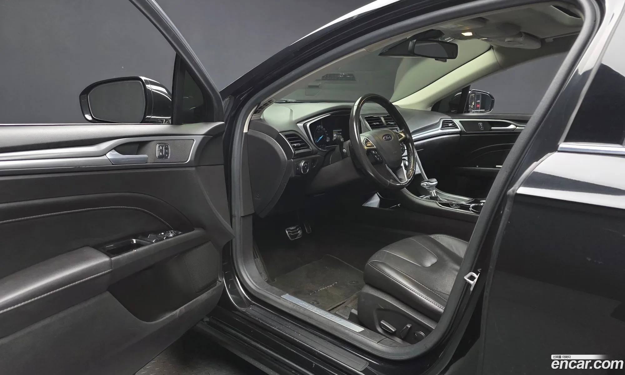 Ford Fusion 2014 — 11