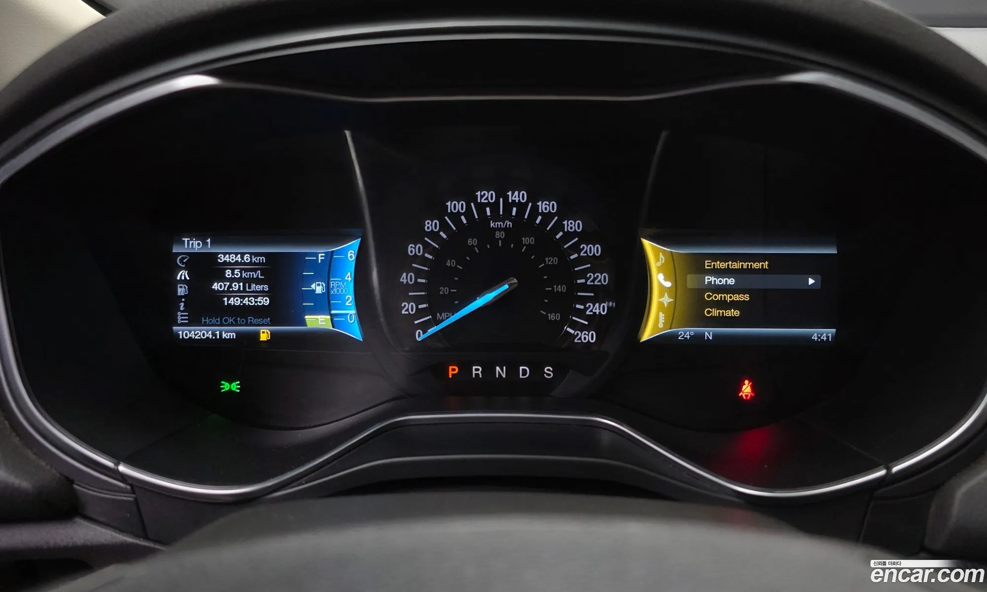 Ford Fusion 2014 — 19