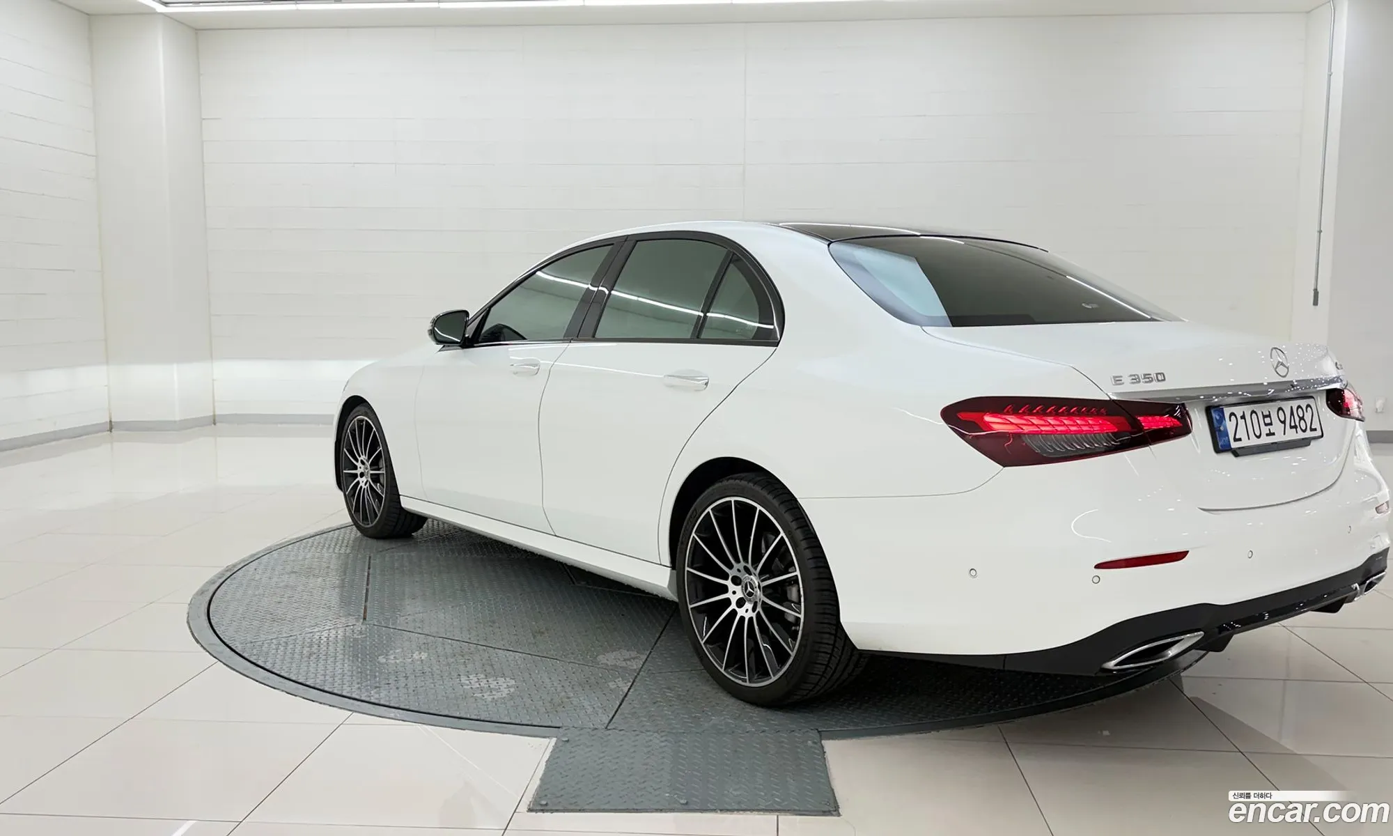 Mercedes-Benz E-Class W213 2022 — 3