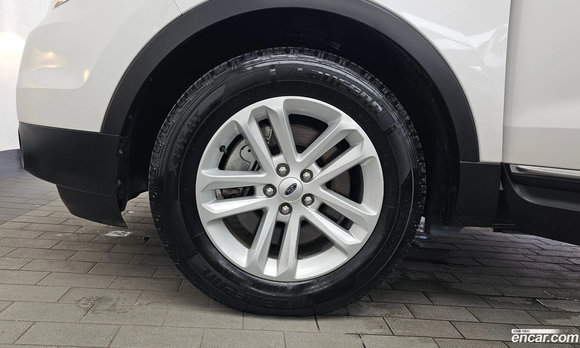 Ford Explorer 2014 — 15