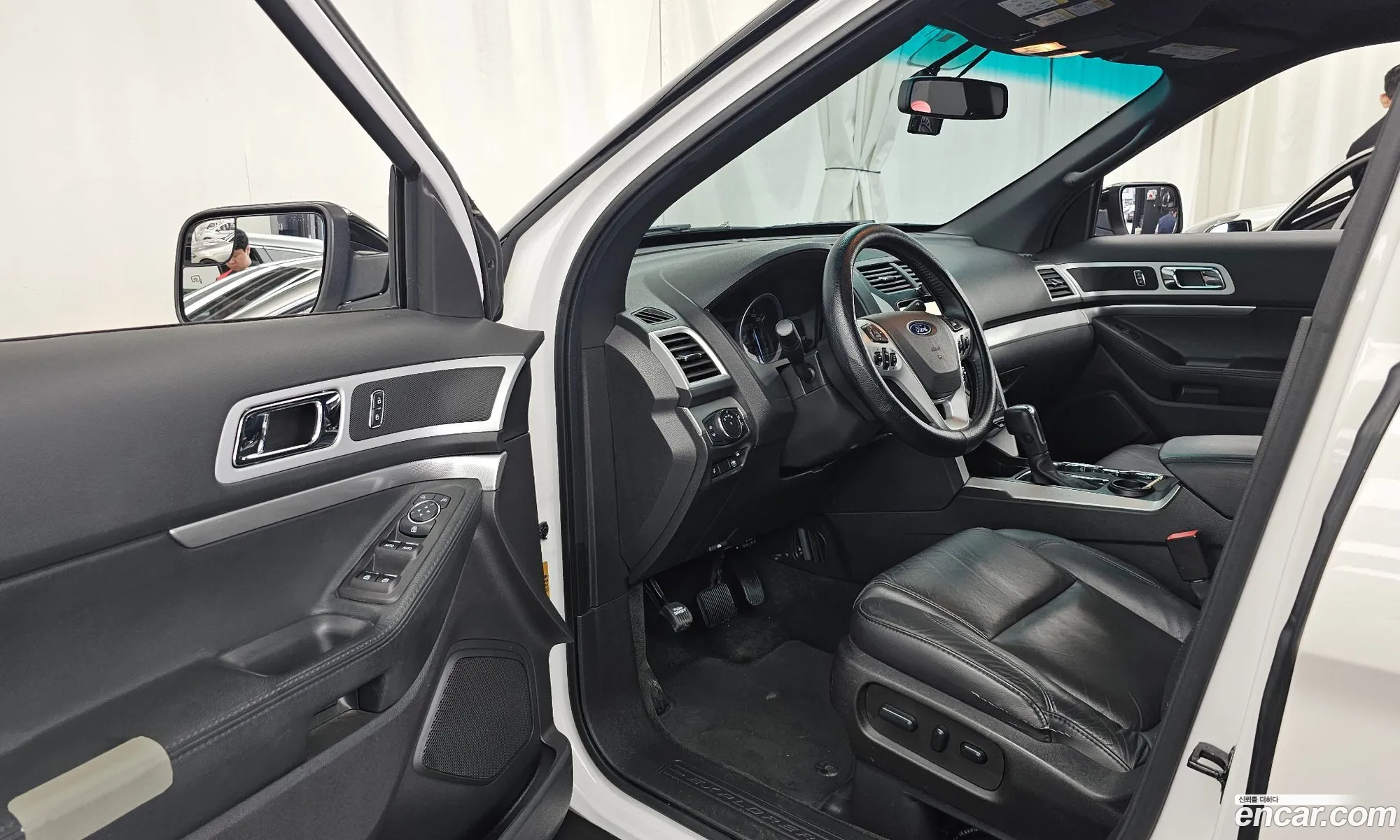 Ford Explorer 2014 — 2