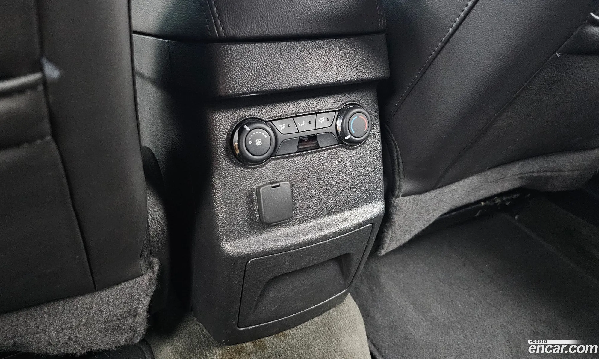Ford Explorer 2014 — 10