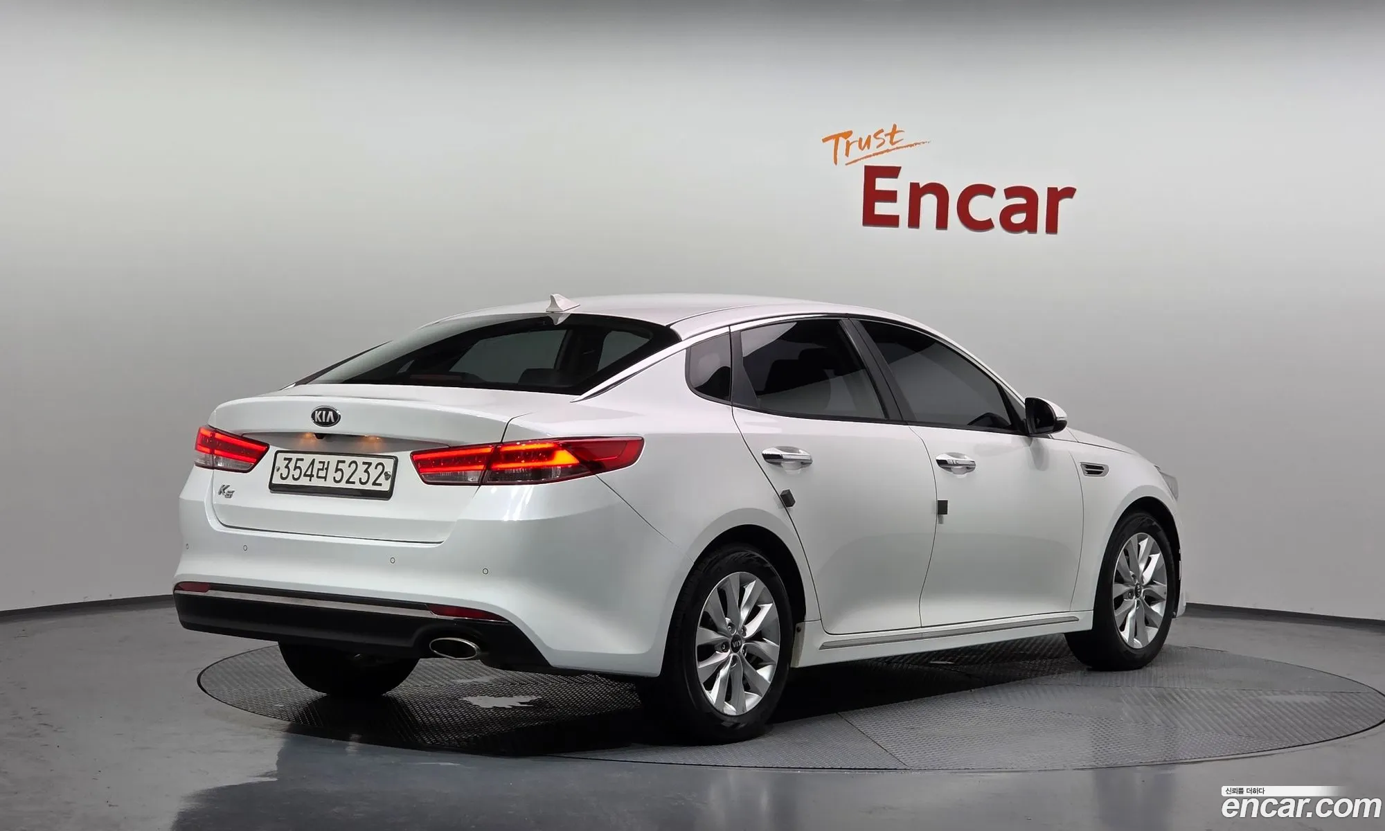 Kia K5 2016 — 8