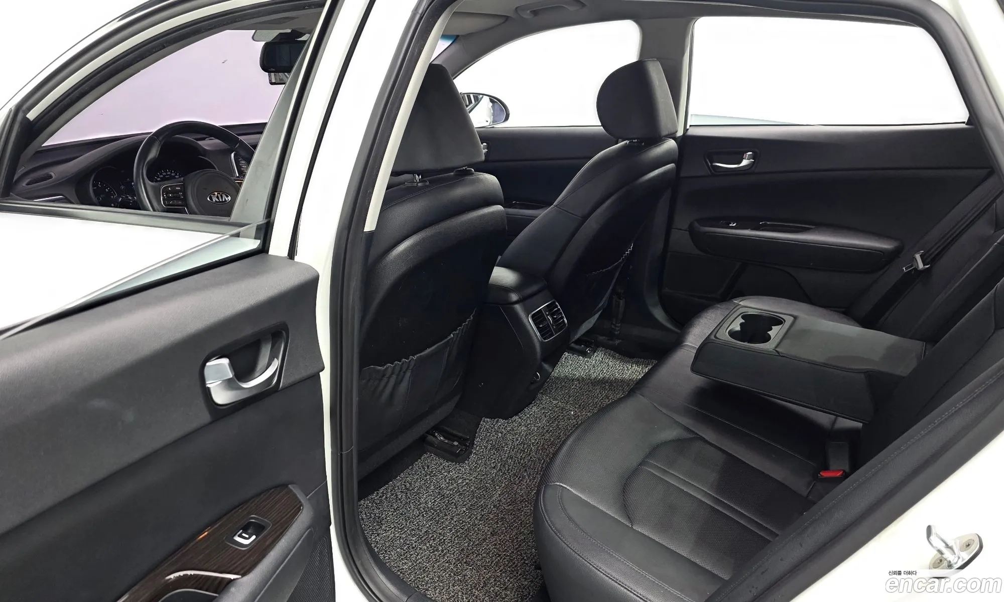 Kia K5 2016 — 12