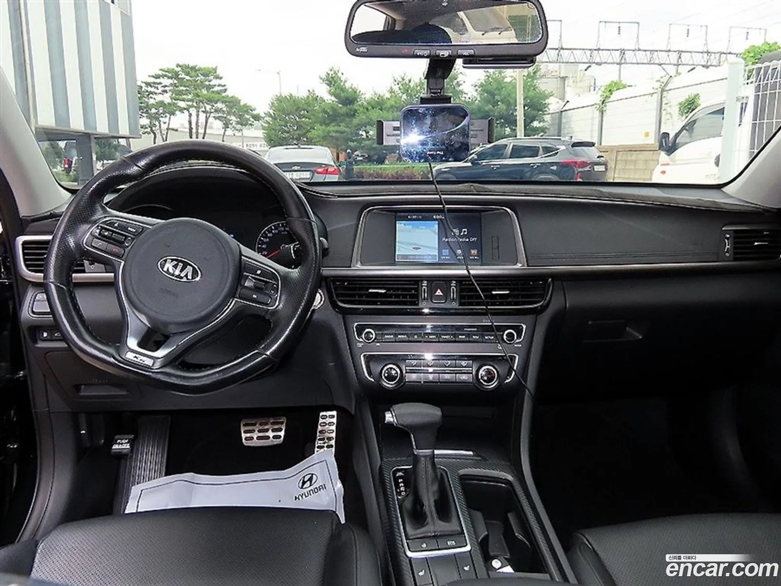 Kia K5 2017 — 19