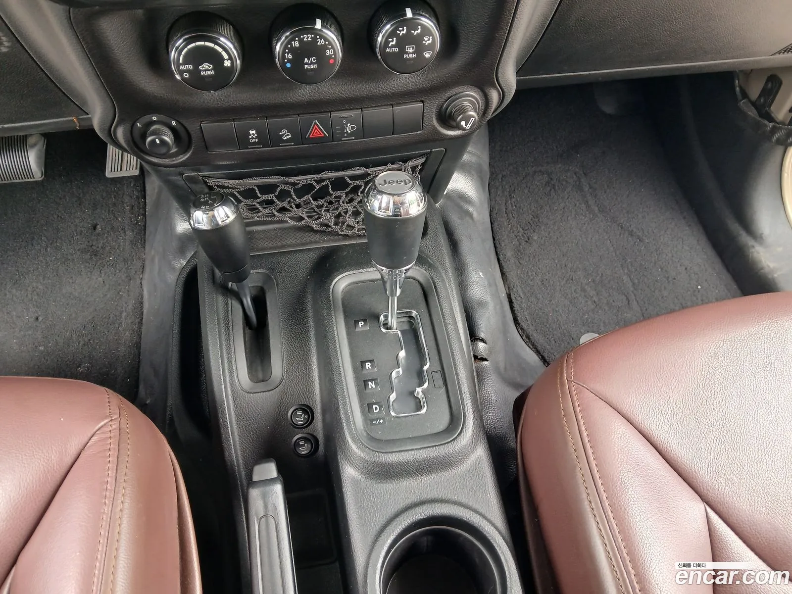 Jeep Wrangler 2017 — 18