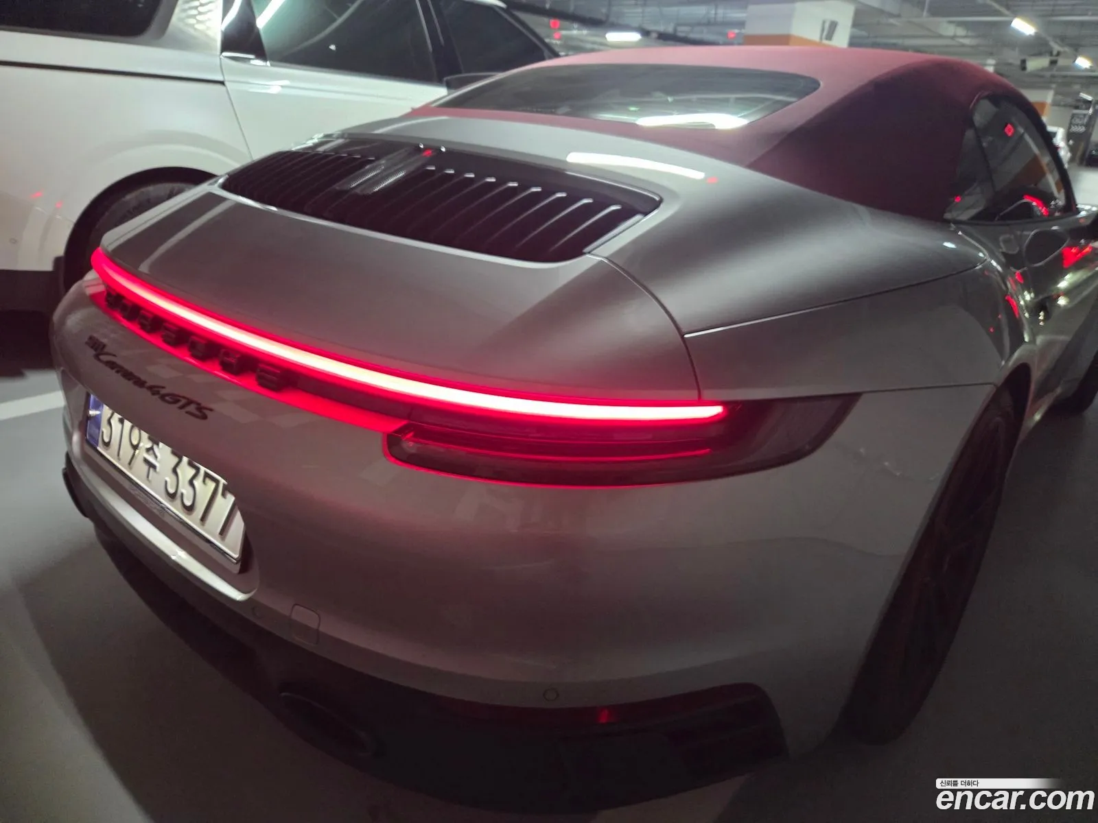 Porsche 911 2023 — 2
