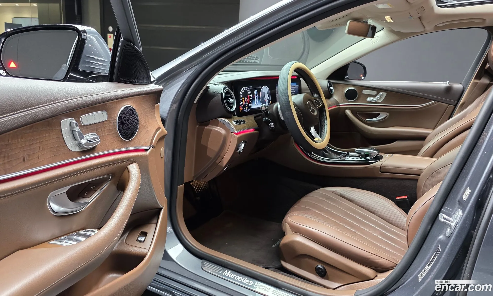 Mercedes-Benz E-Class W213 2017 WDDZF4JB2HA212147 — 19