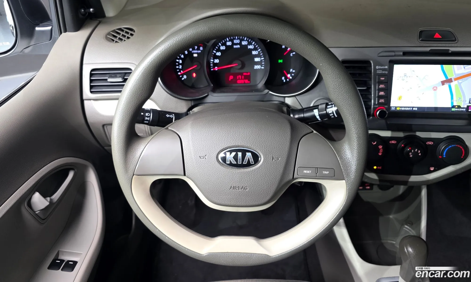Kia Morning 2015 — 9