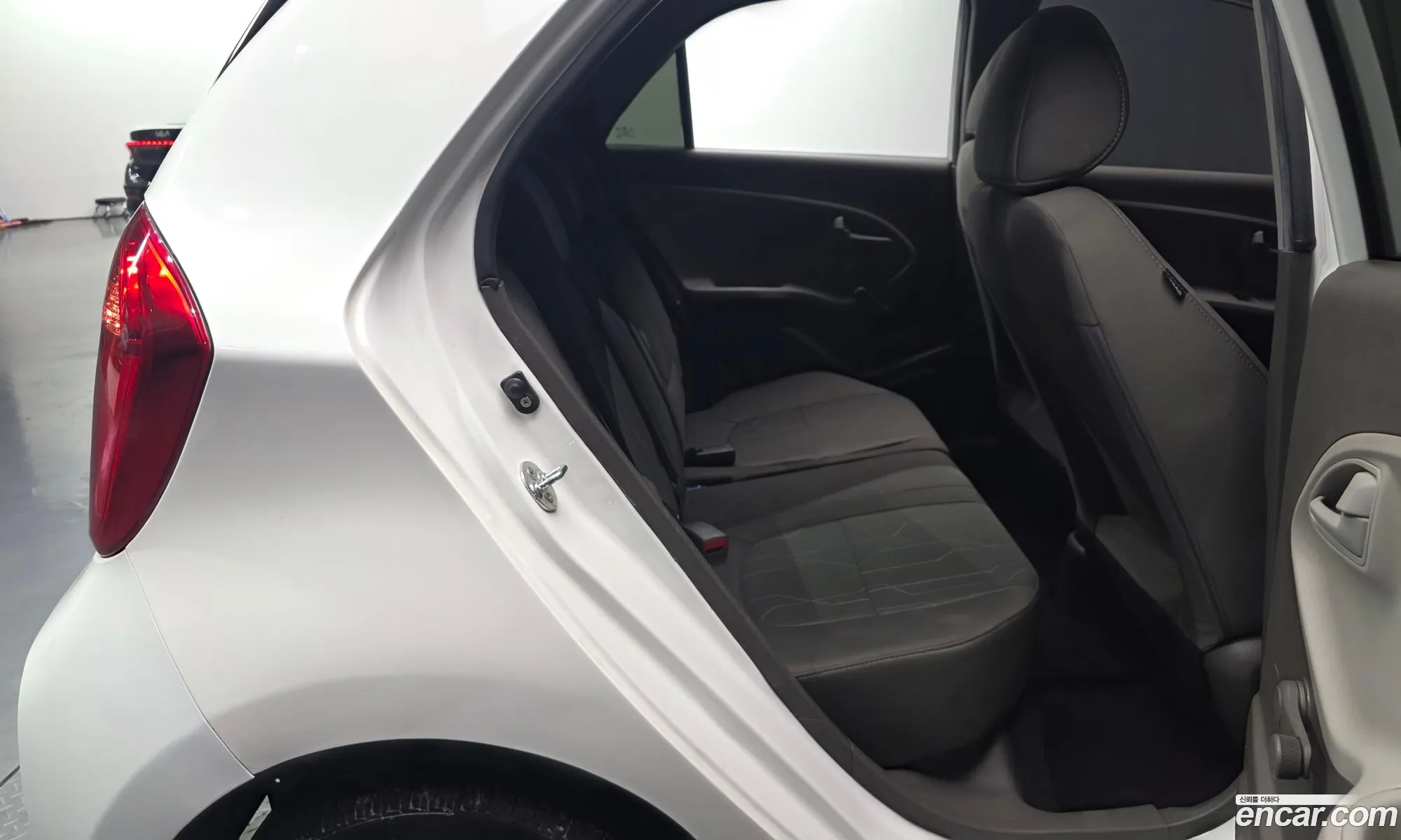 Kia Morning 2015 — 12