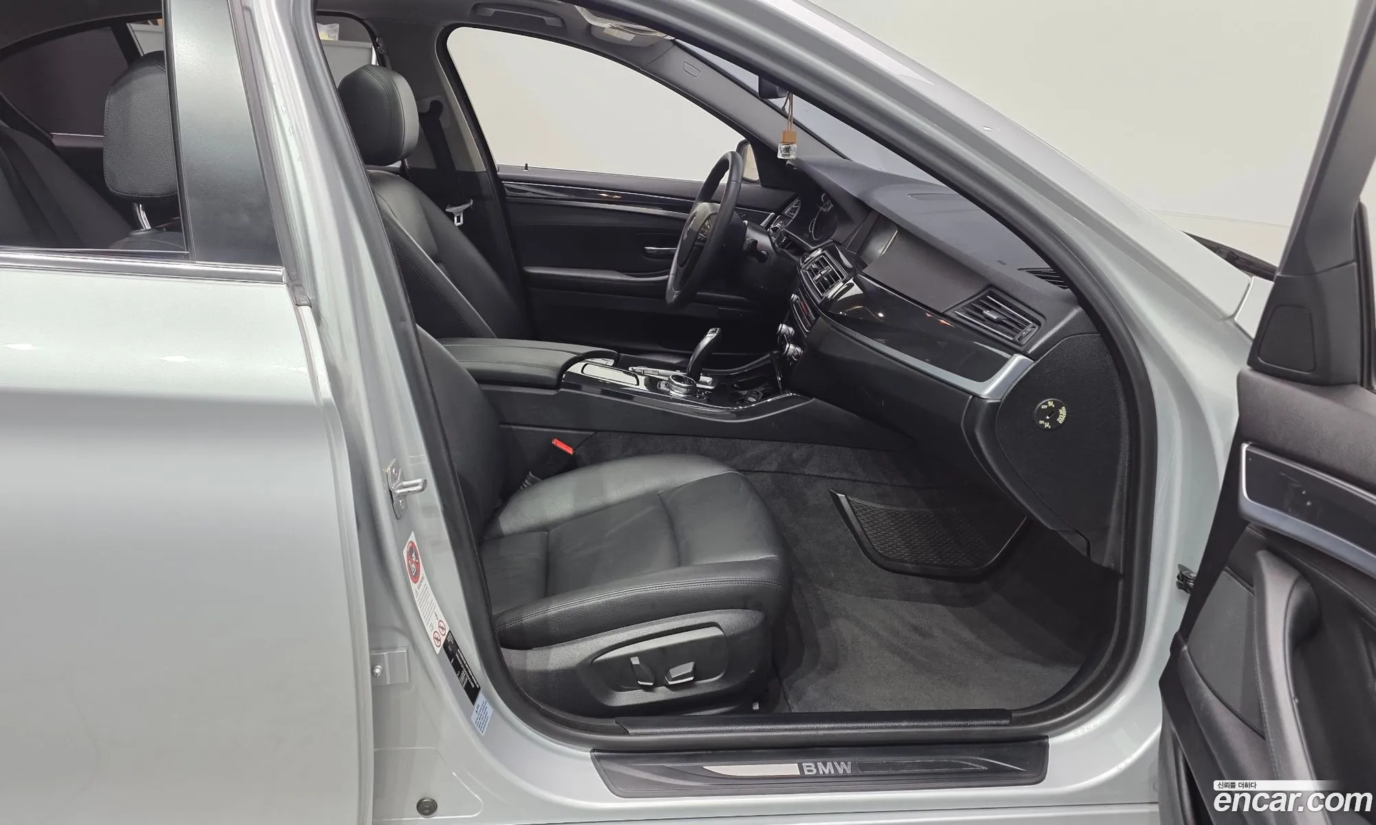 BMW 5 Series 2013 WBA5C3102ED042468 — 20