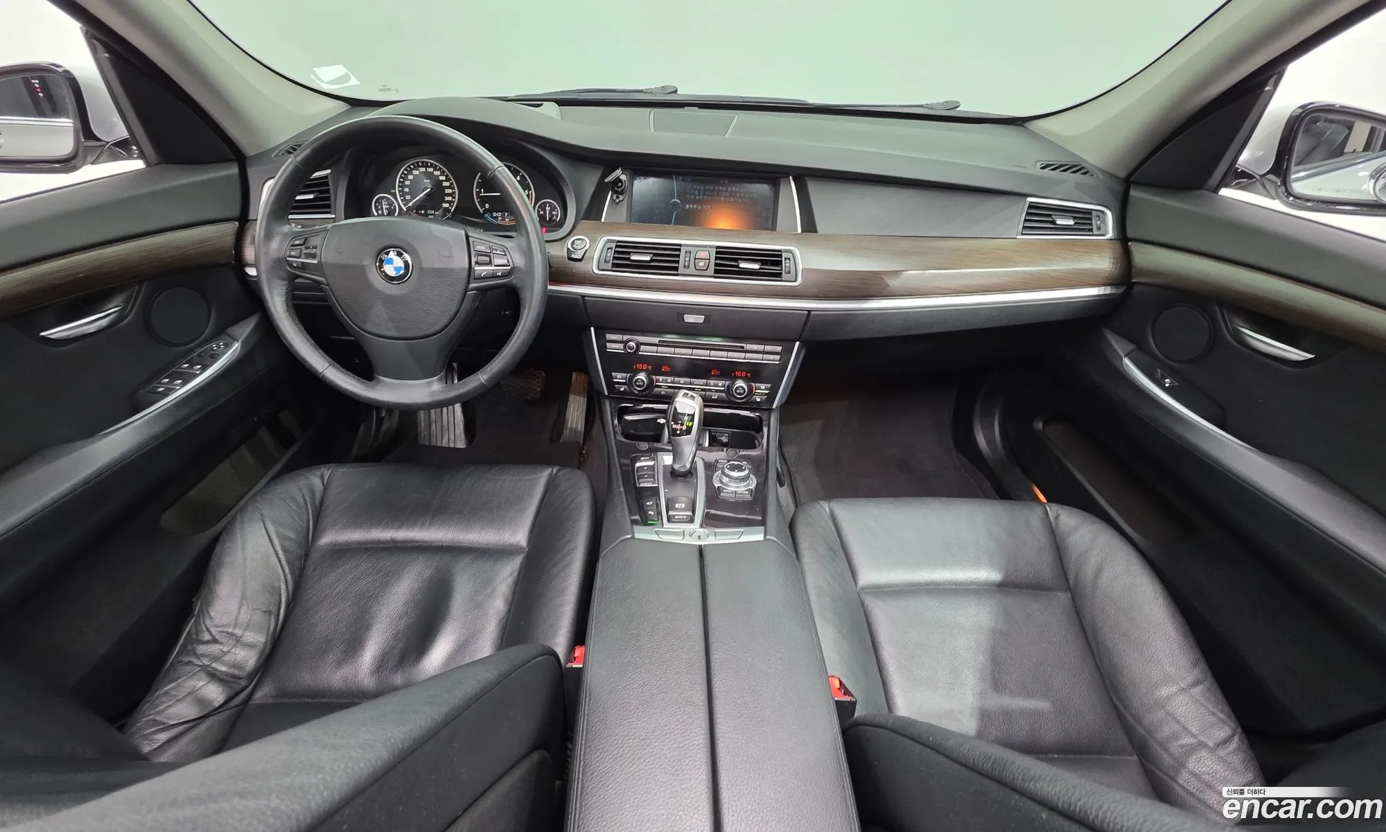 BMW 5 Series GT 2012 WBAXC0109DC989244 — 2