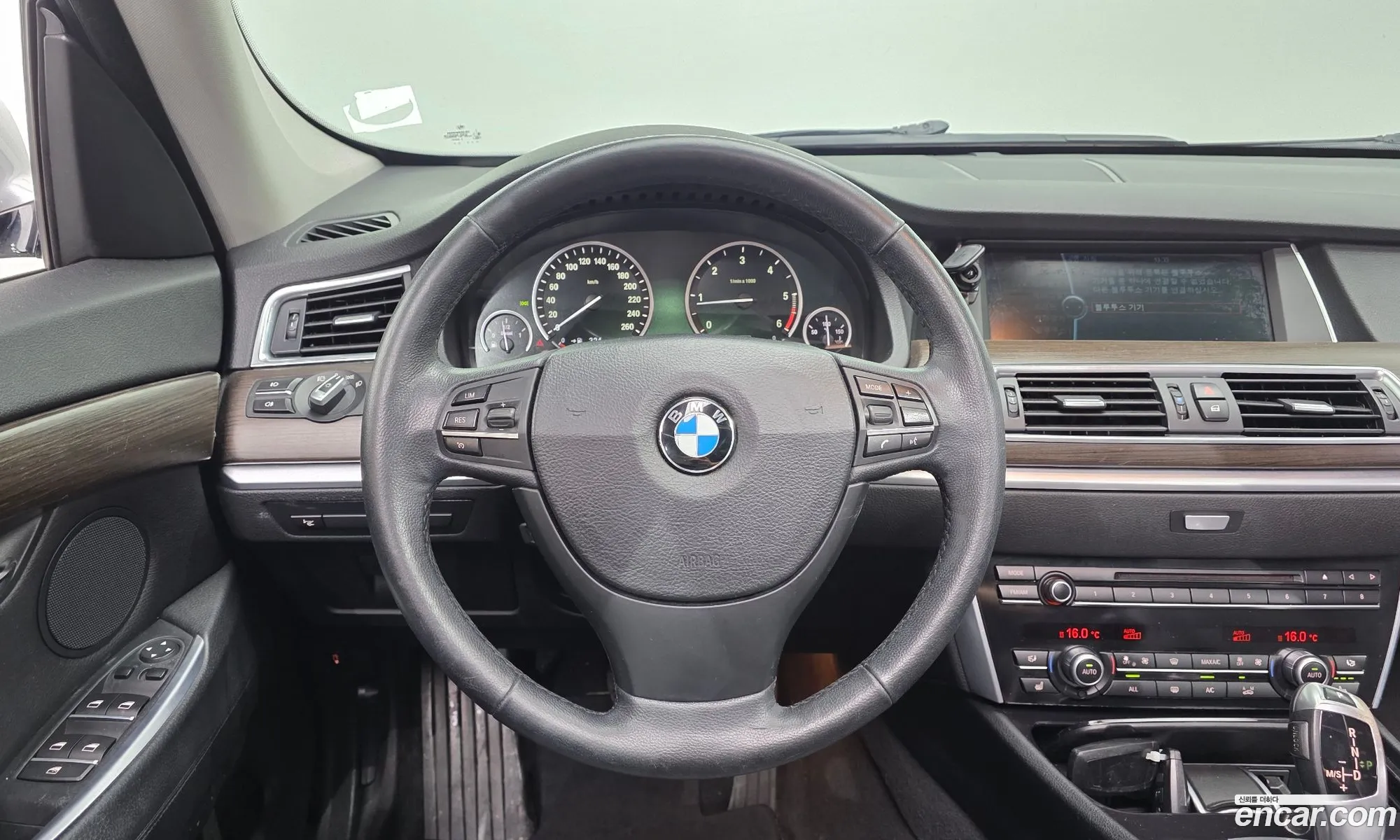 BMW 5 Series GT 2012 WBAXC0109DC989244 — 3