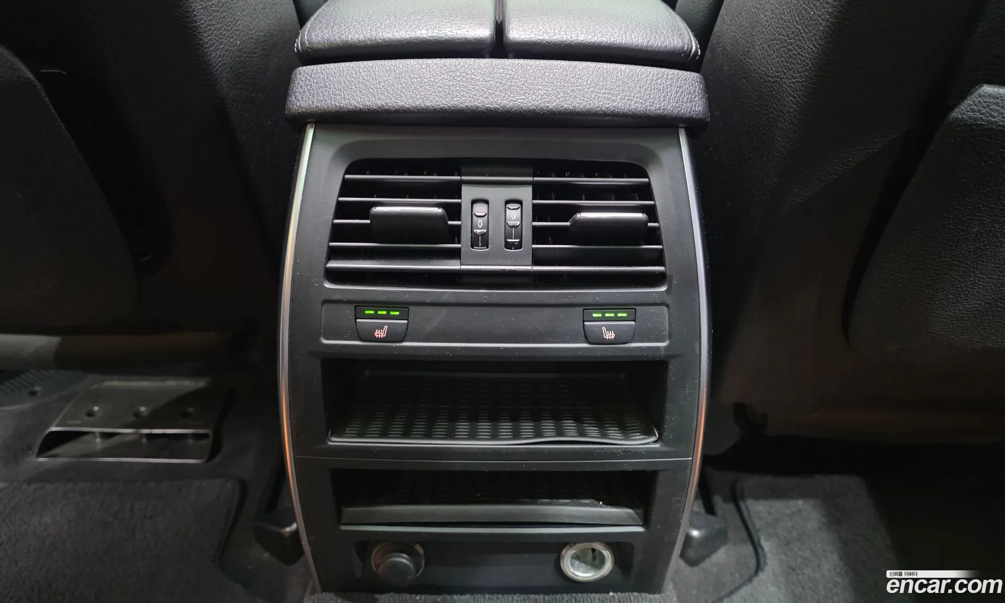 BMW 5 Series GT 2012 WBAXC0109DC989244 — 5