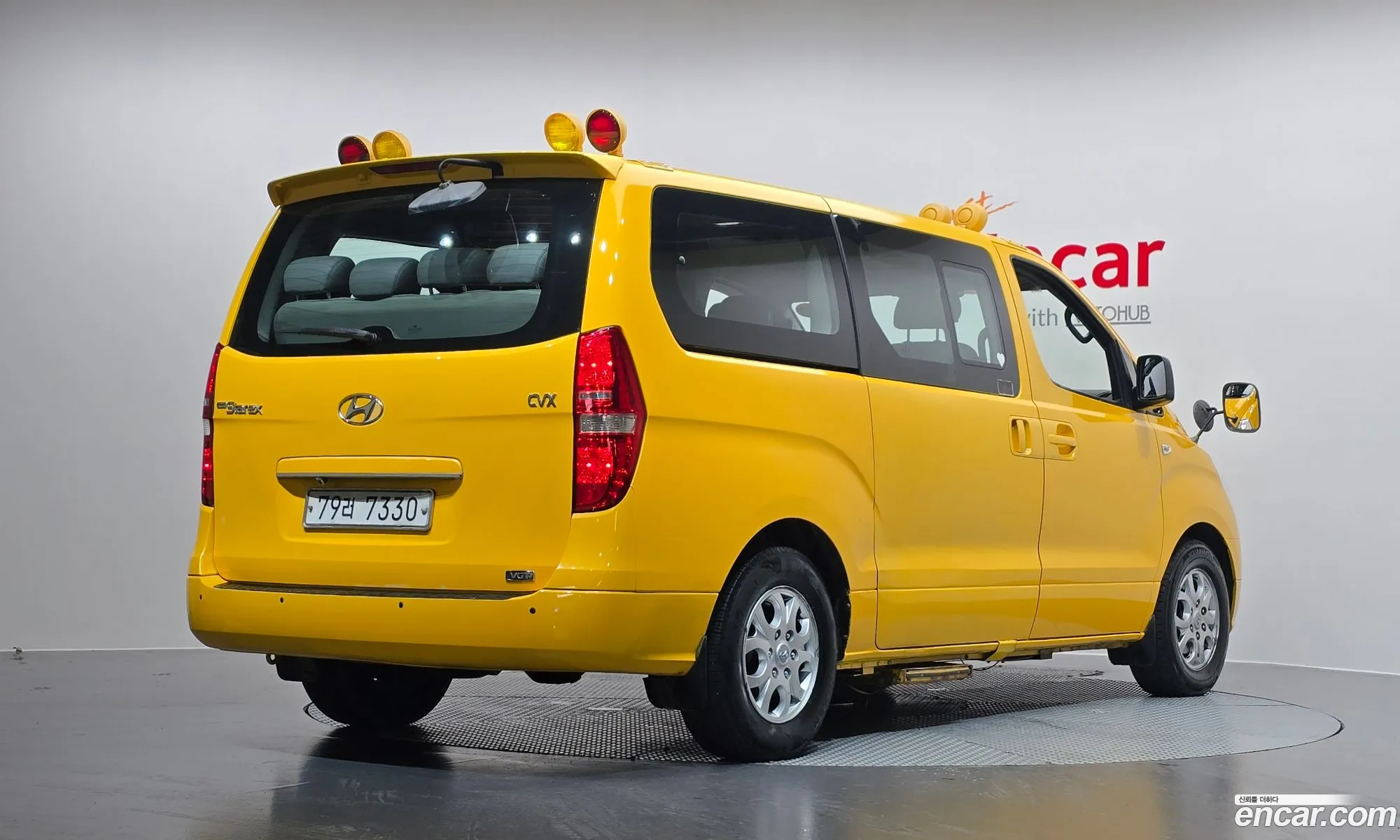 Hyundai Grand Starex 2010 — 18