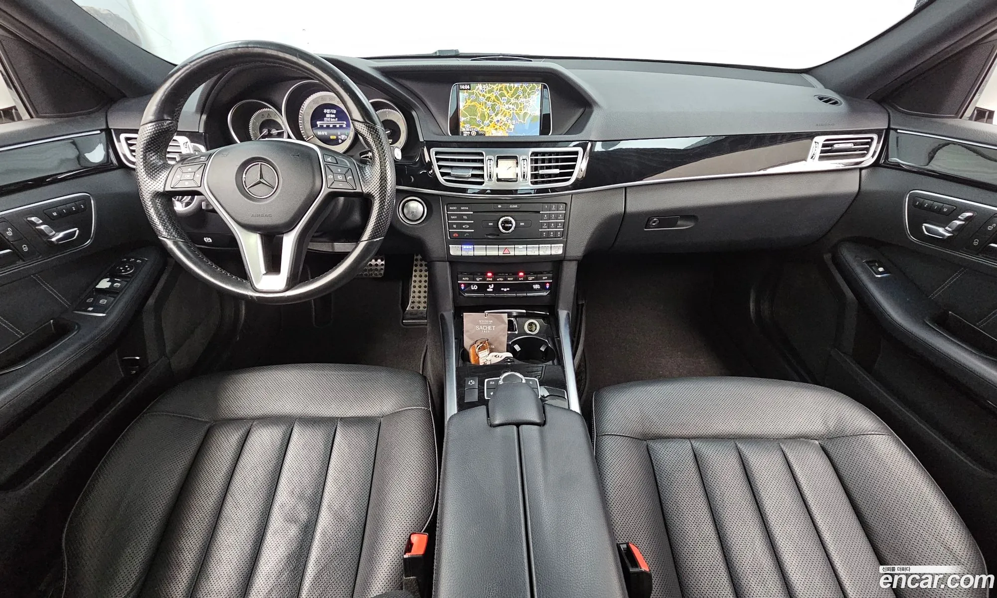 Mercedes-Benz E-Class W212 2016 WDDHF9EB0GB289868 — 11