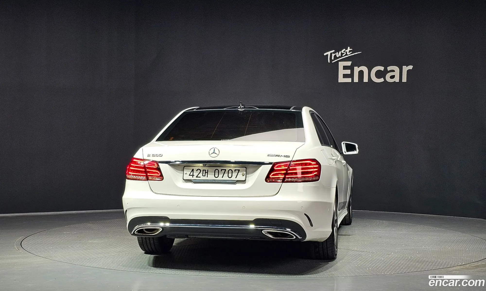 Mercedes-Benz E-Class W212 2016 WDDHF9EB0GB289868 — 9