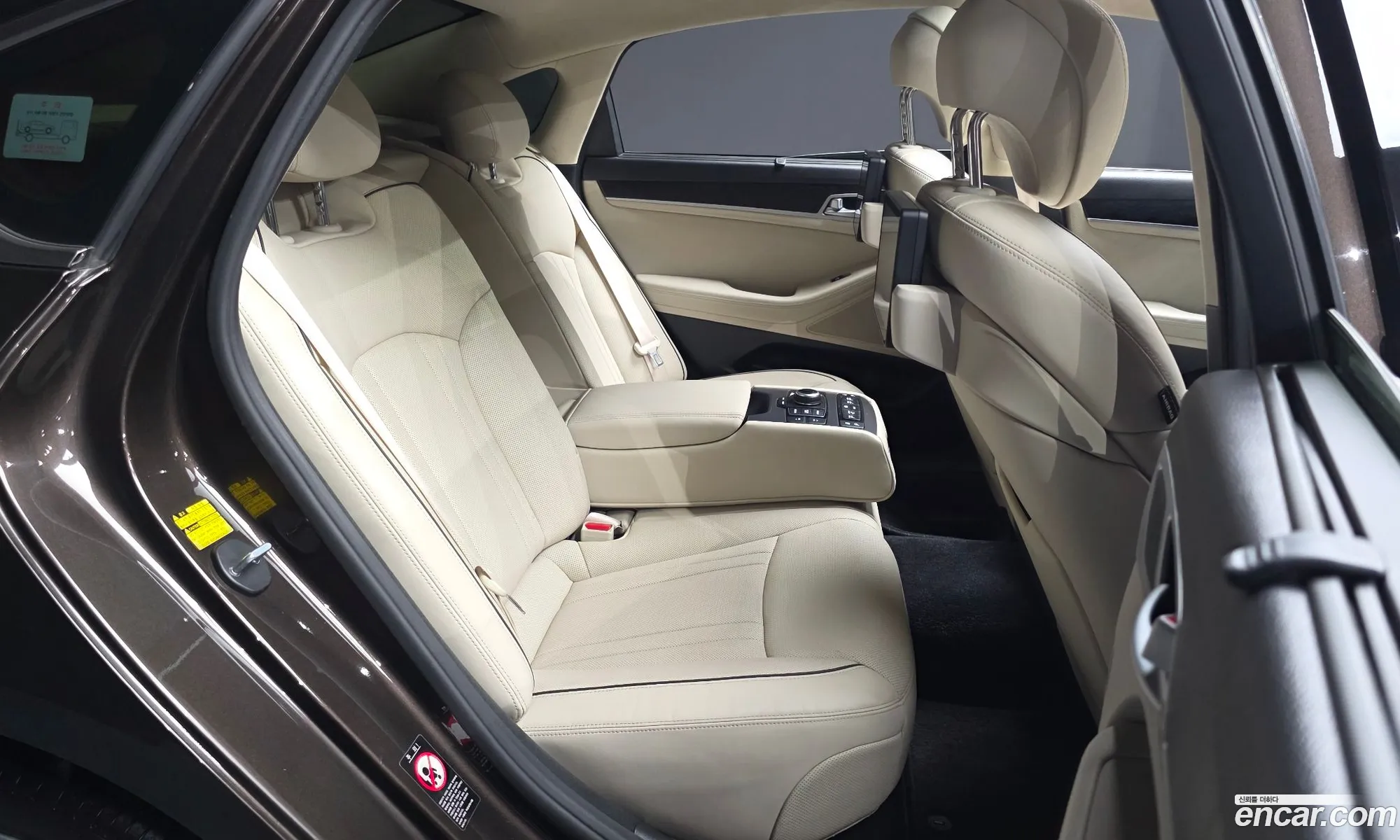 Hyundai Genesis DH 2014 — 20