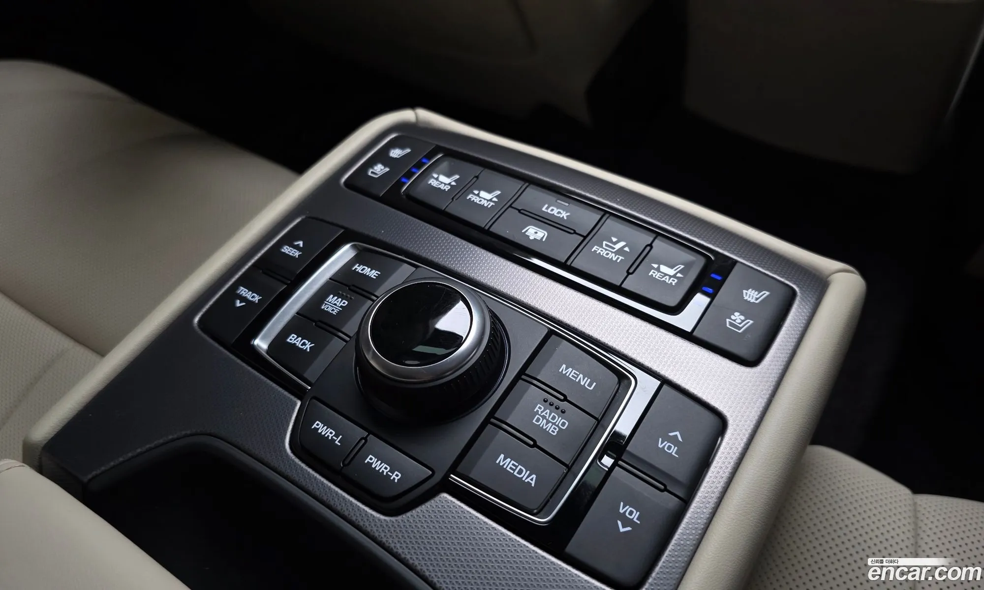 Hyundai Genesis DH 2014 — 29