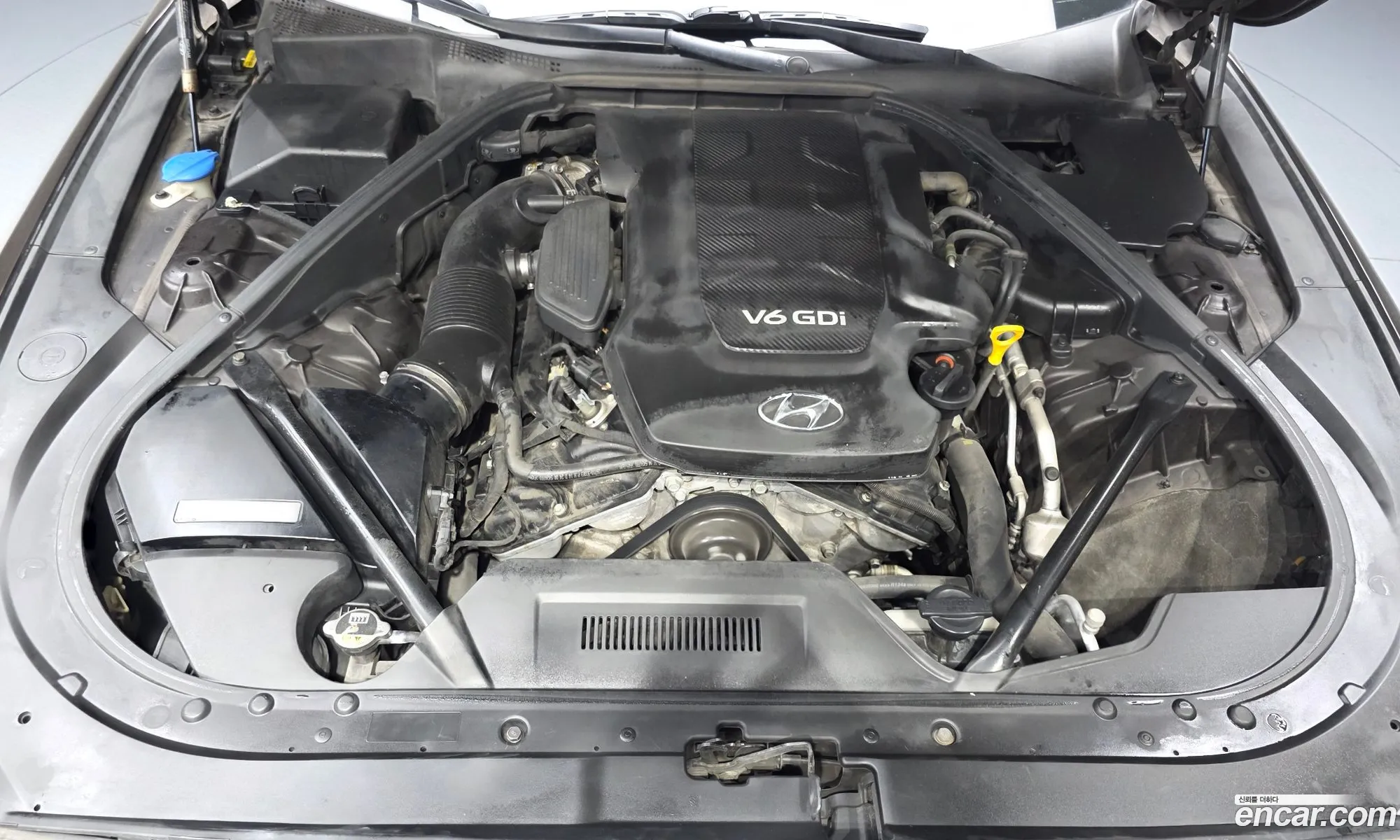 Hyundai Genesis DH 2014 — 18