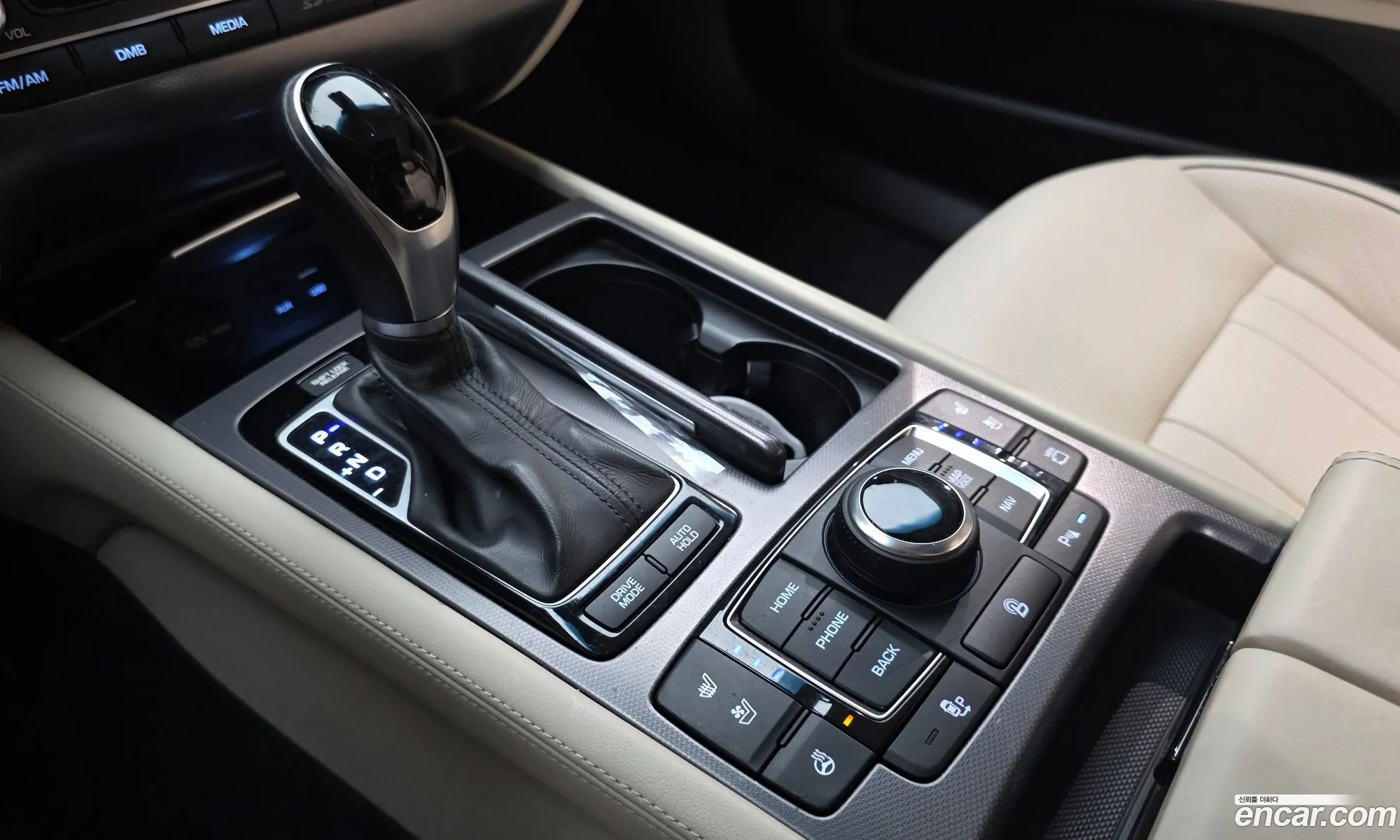 Hyundai Genesis DH 2014 — 13