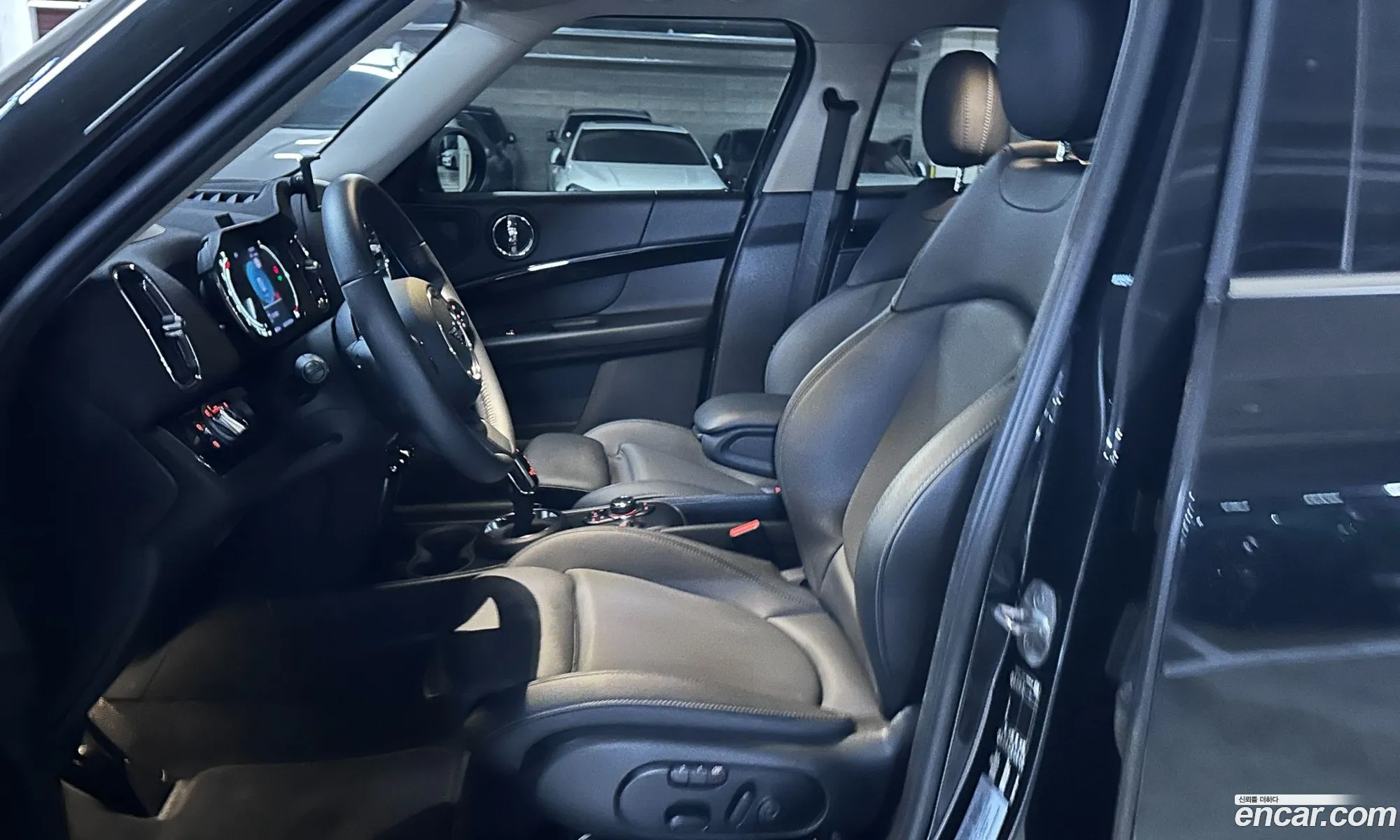Mini Cooper Countryman 2023 — 2