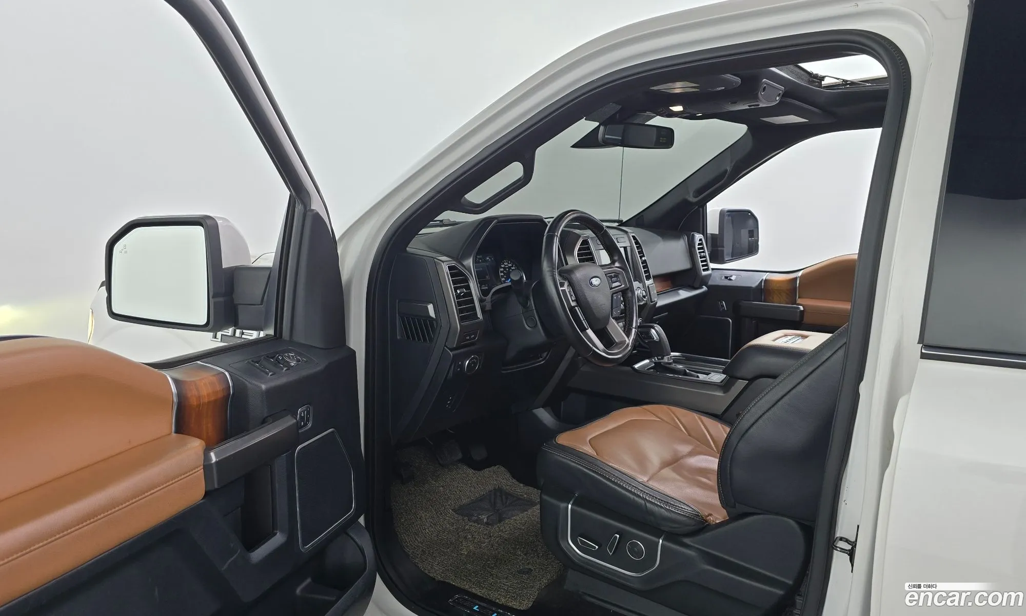 Ford F-150 2017 1FTEW1EG1HFC27173 — 19