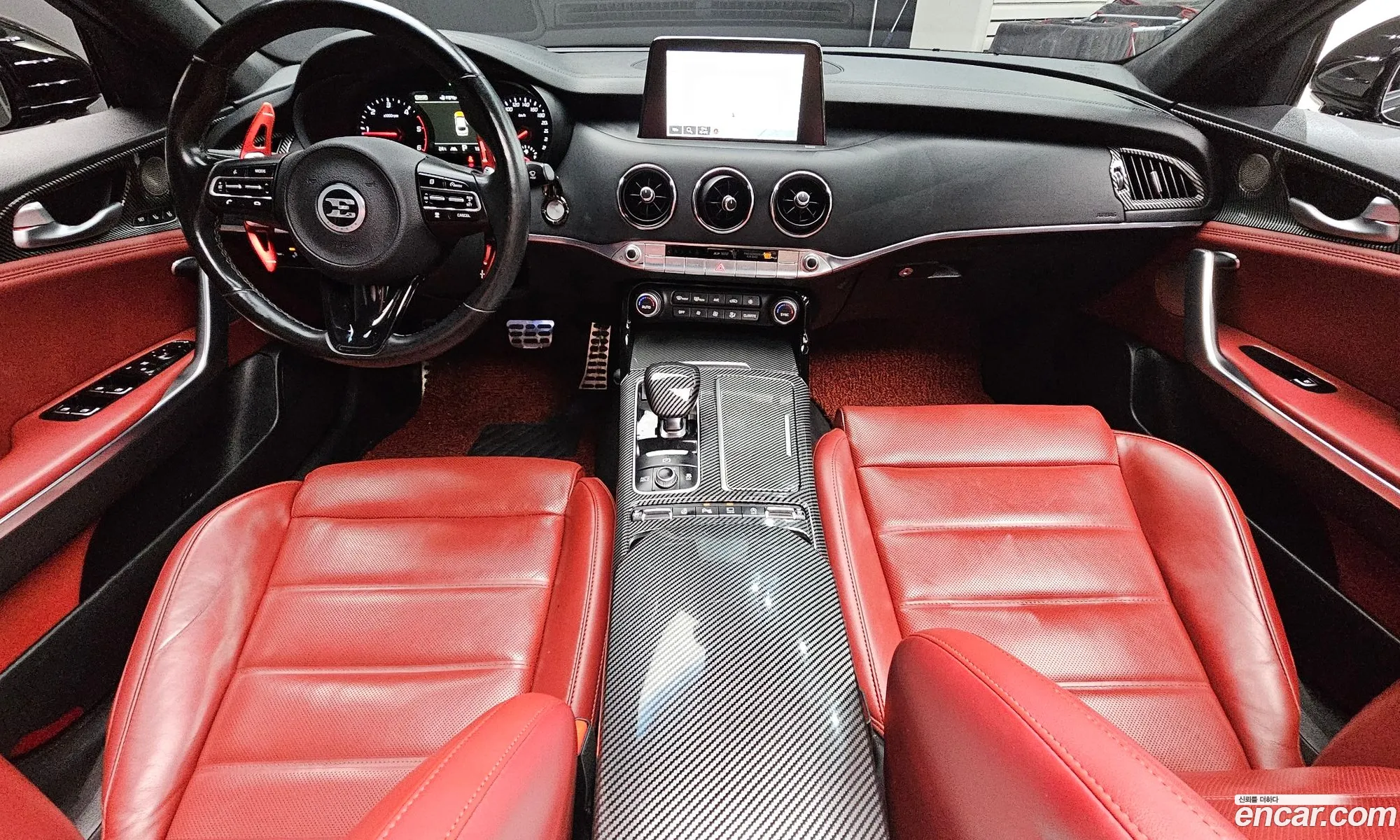 Kia Stinger 2020 — 16