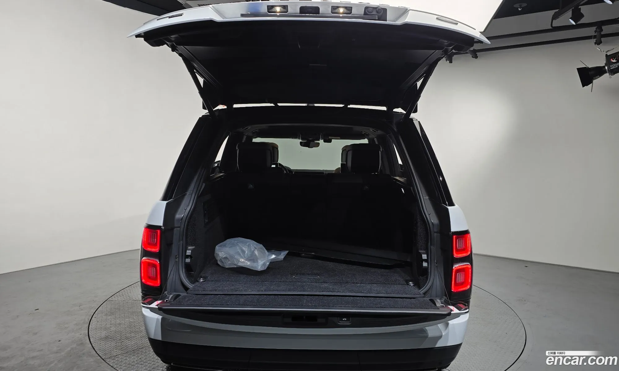 Land Rover Range Rover 2022 SALGA2BE5NA472219 — 7