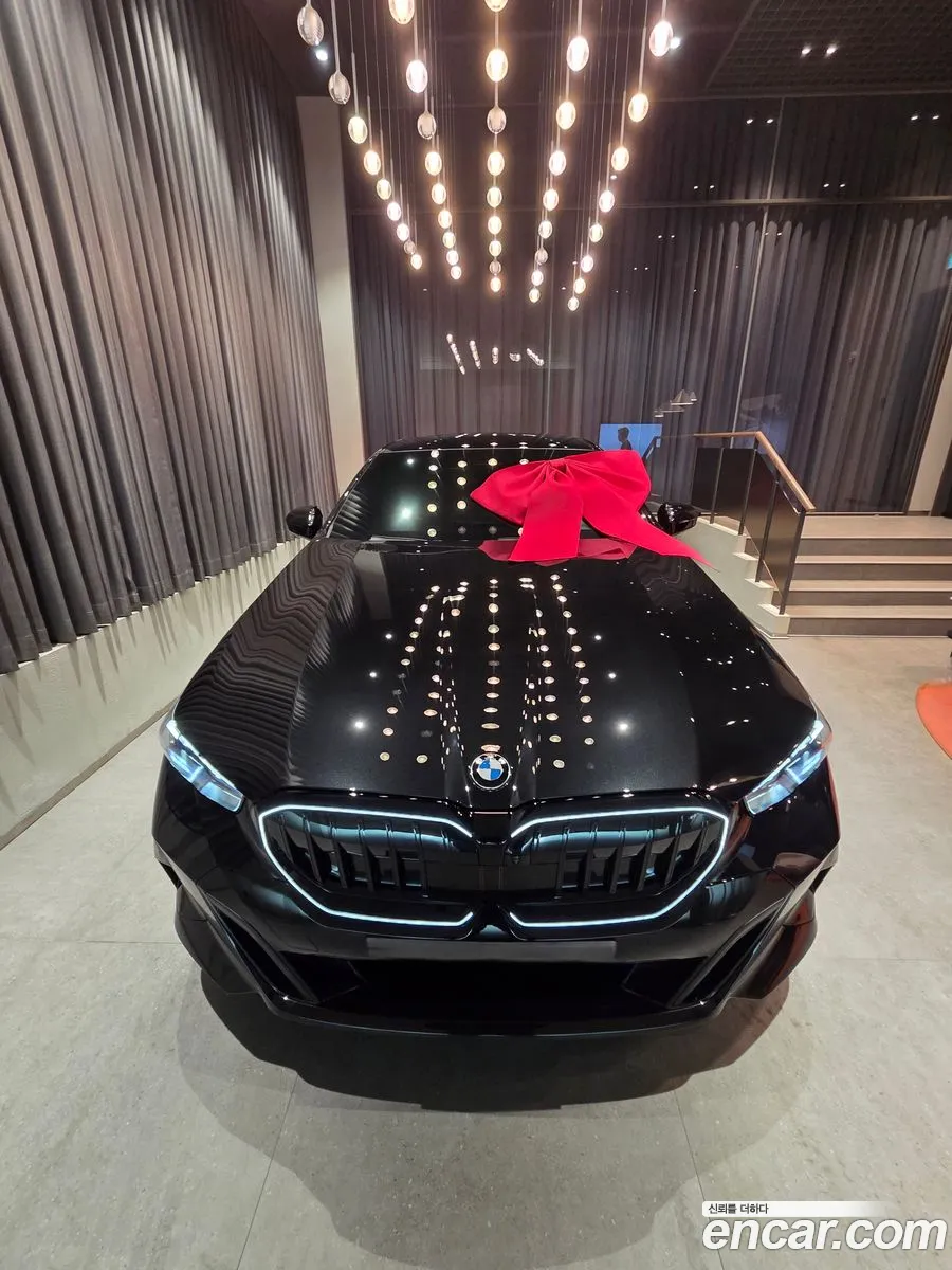 BMW 5 Series 2025 — 4