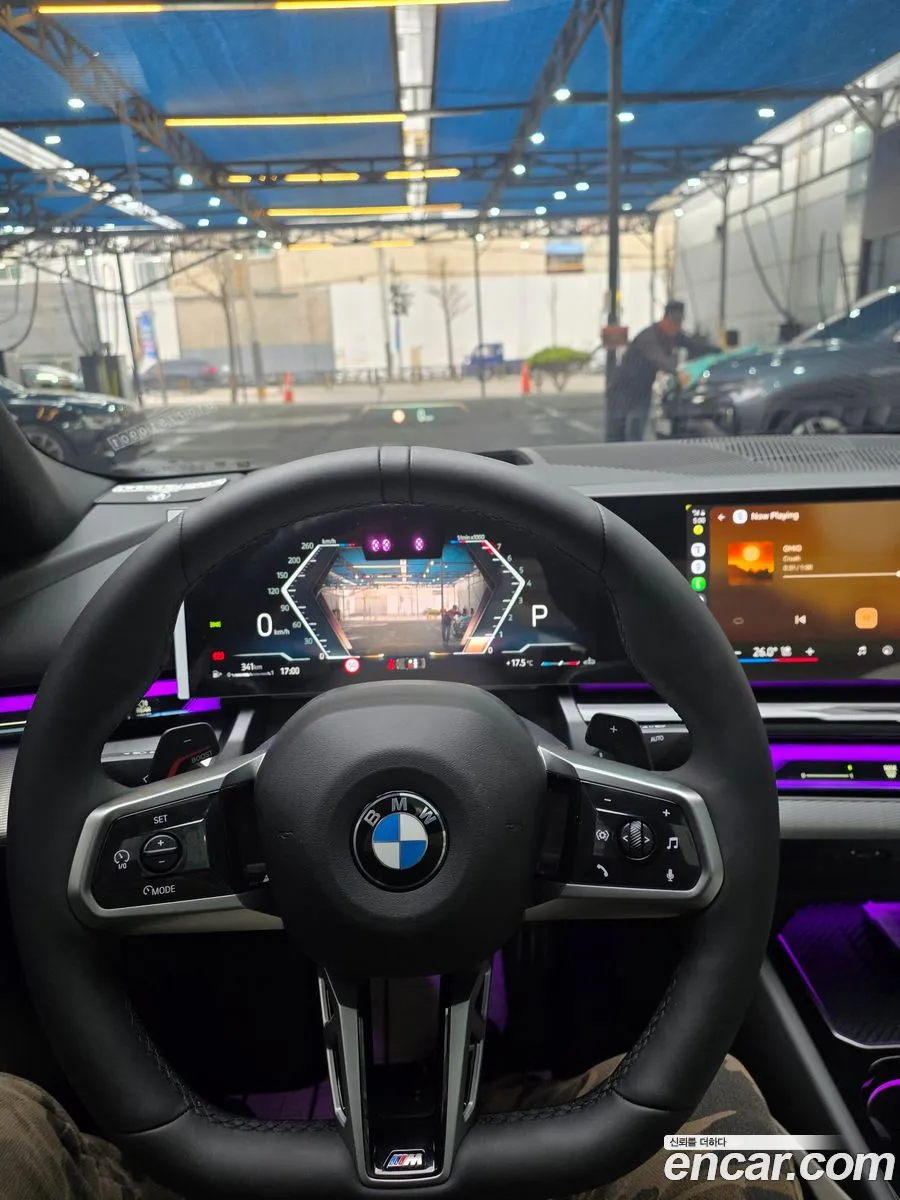 BMW 5 Series 2025 — 7