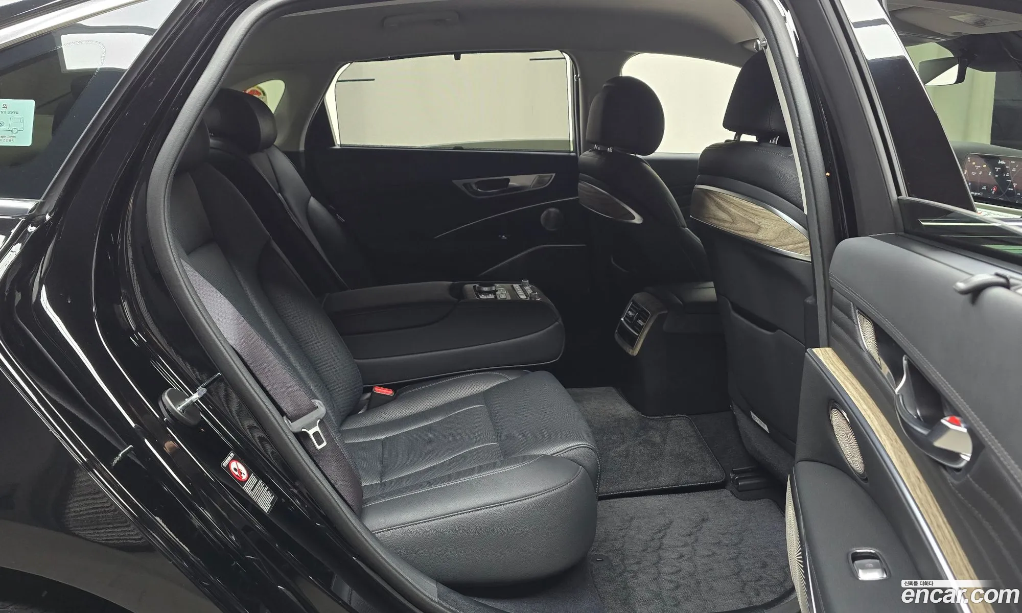 Kia K9 2025 — 35