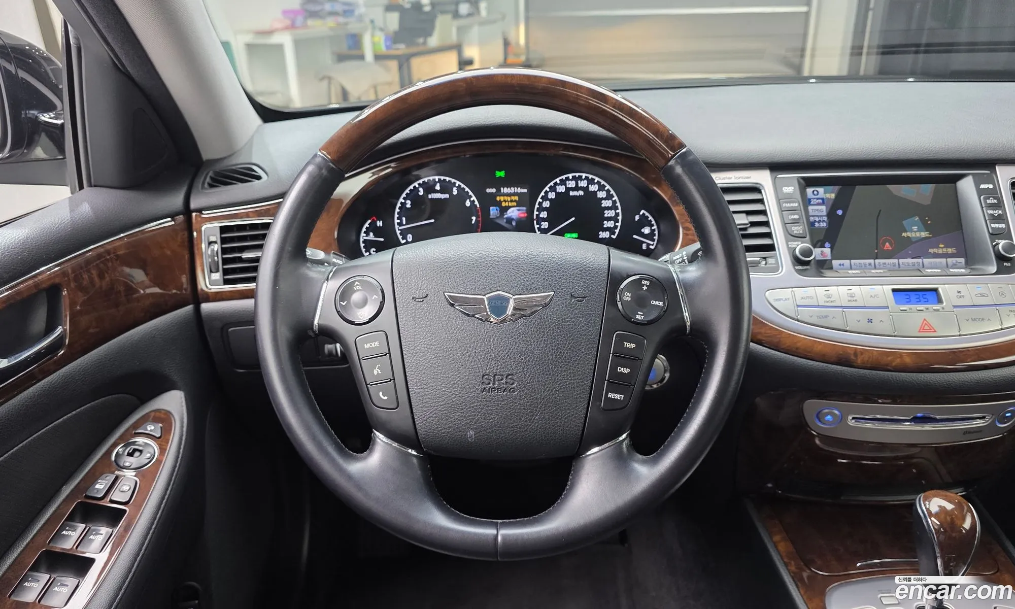 Hyundai Genesis 2010 — 10