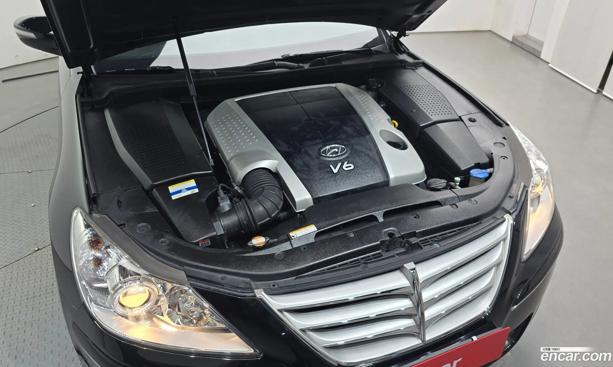 Hyundai Genesis 2010 — 3